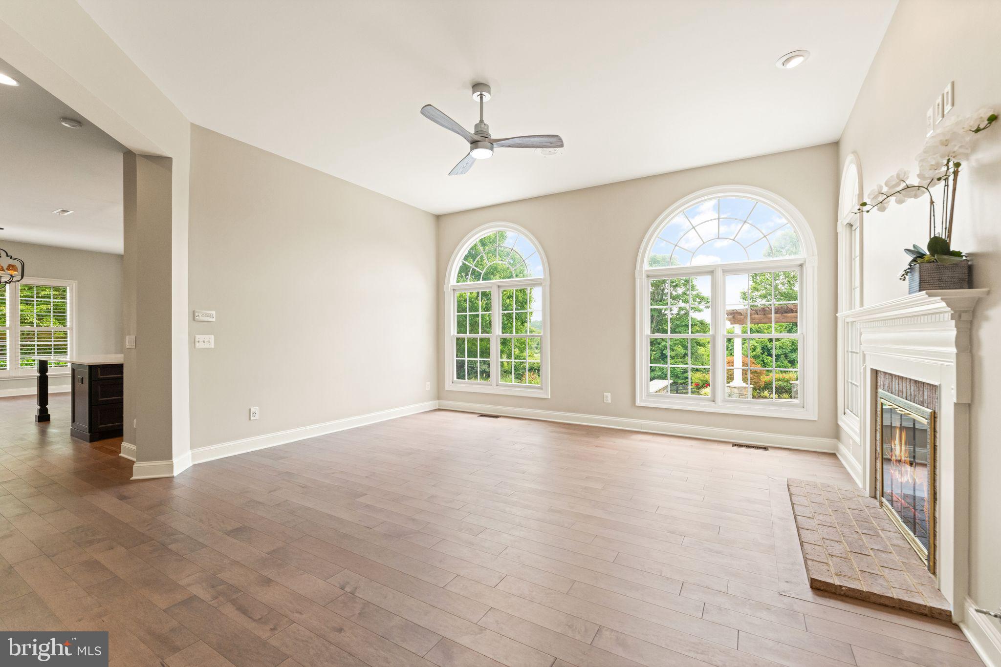 BEACON HILL - Residential