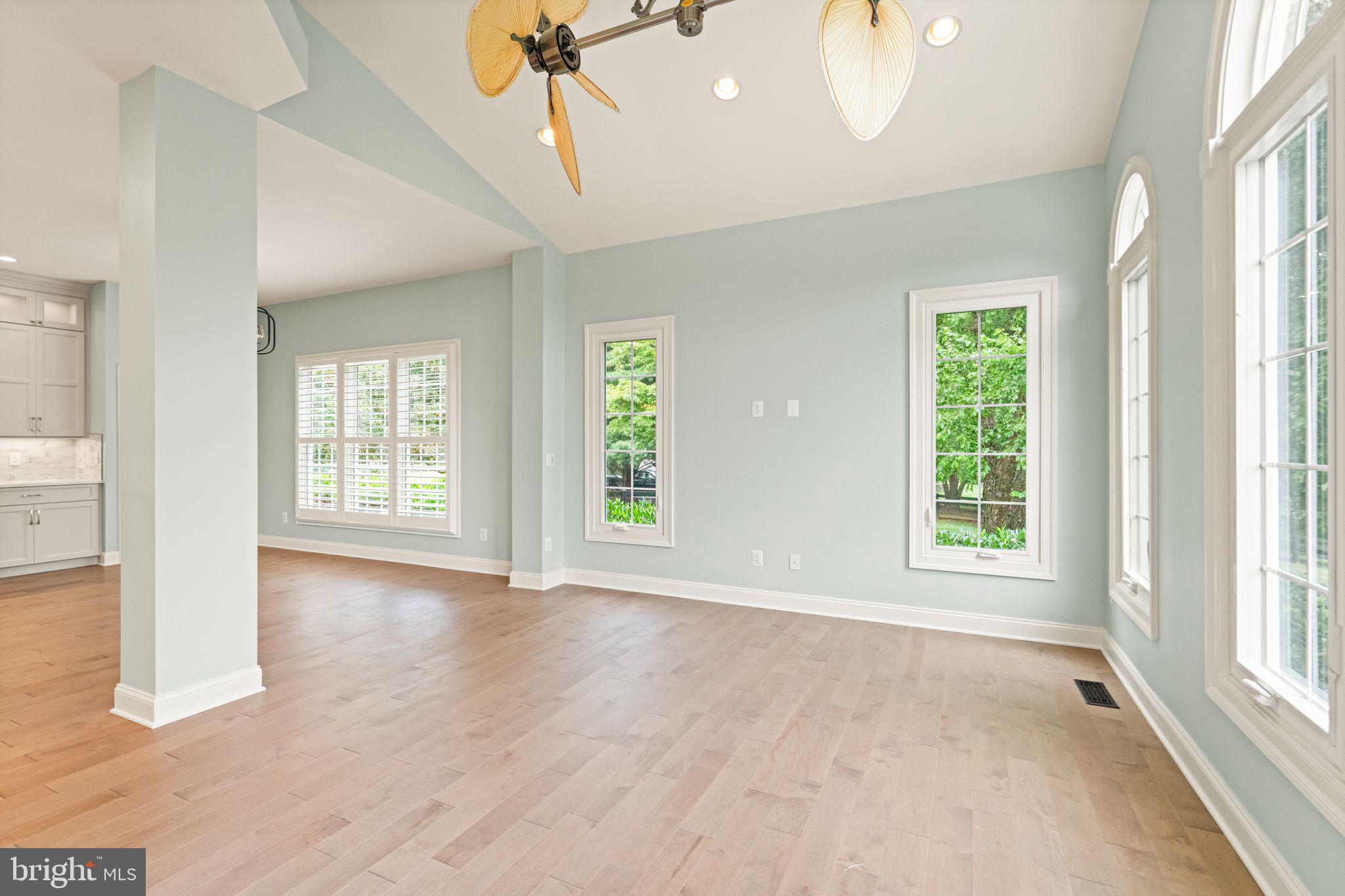 BEACON HILL - Residential