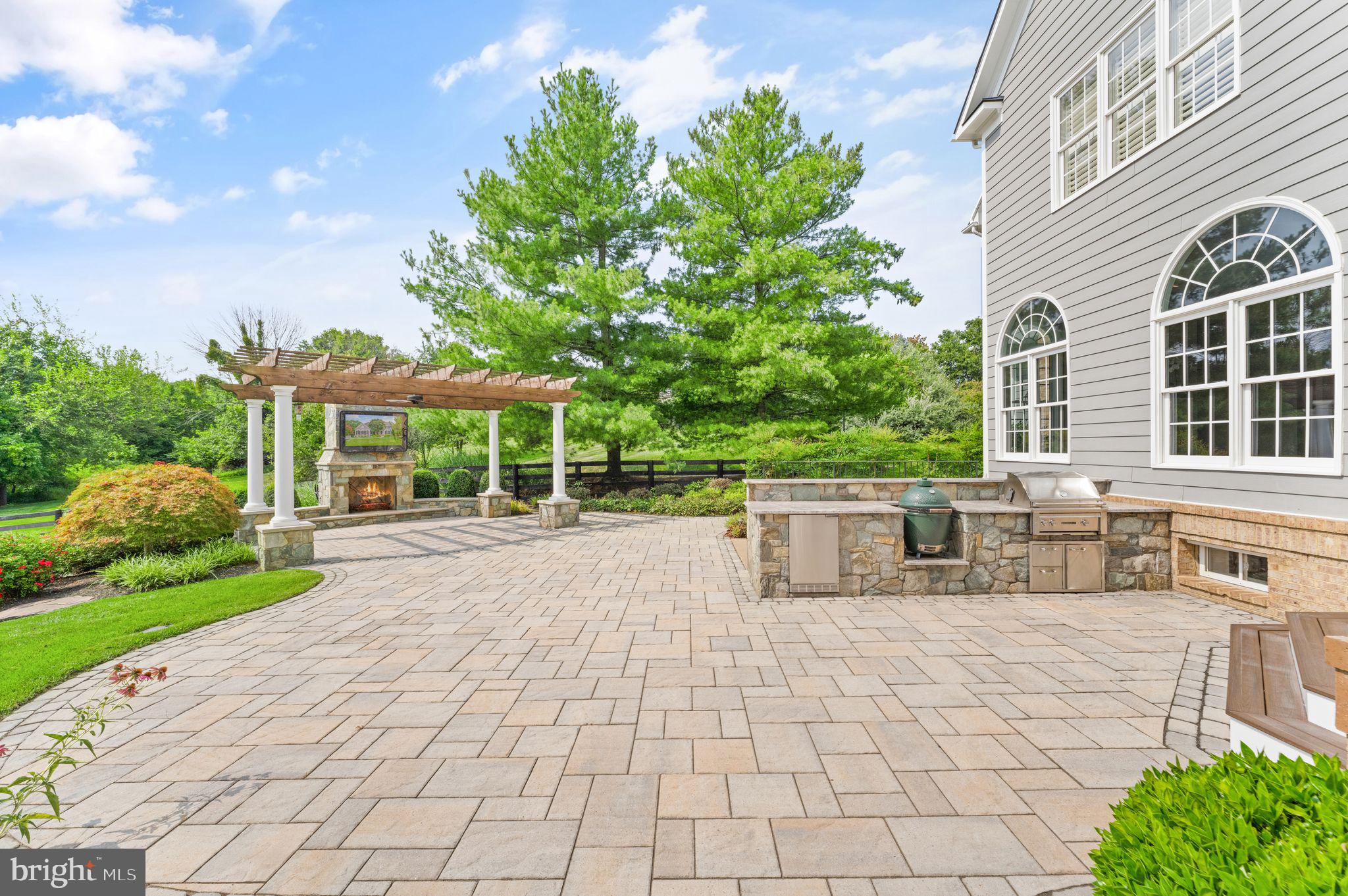 BEACON HILL - Residential