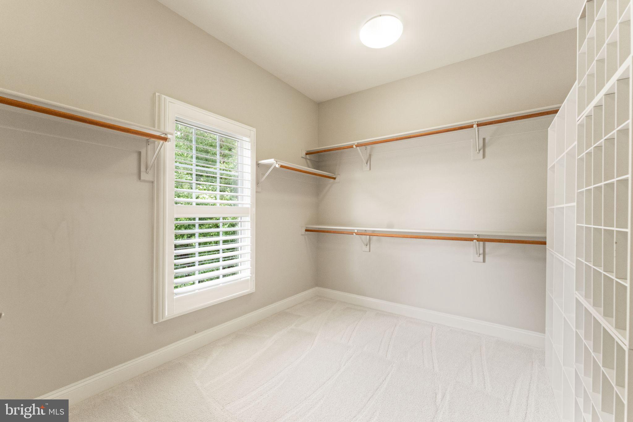 BEACON HILL - Residential