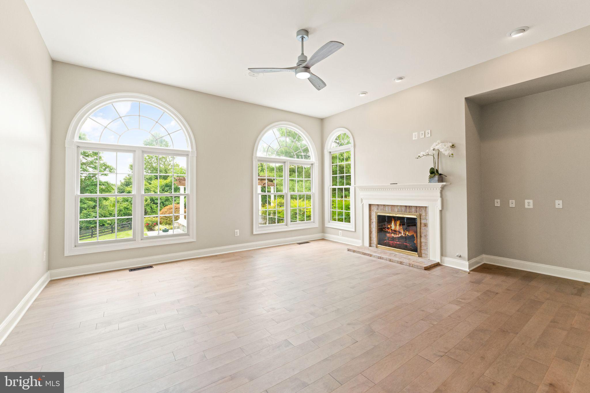 BEACON HILL - Residential