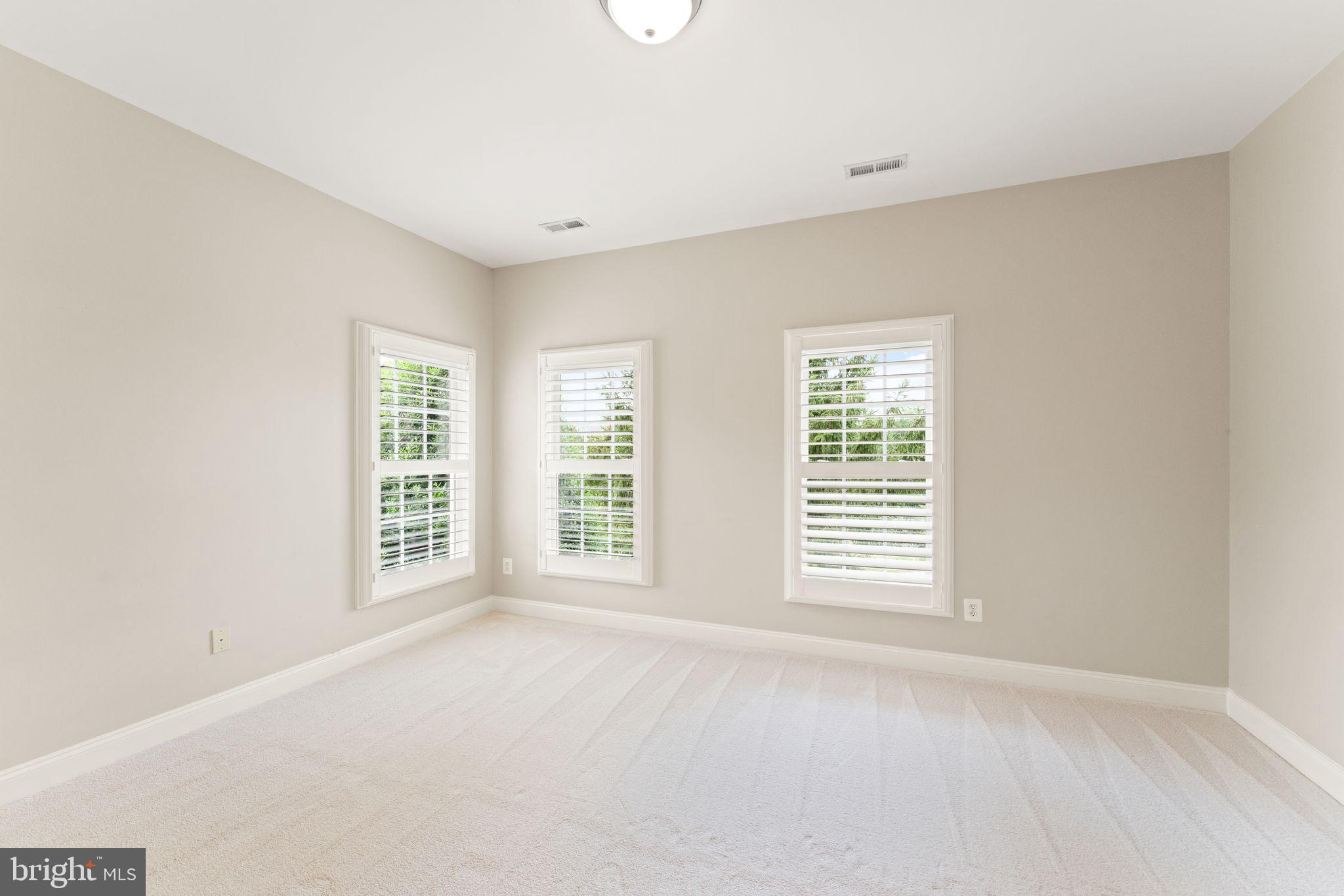 BEACON HILL - Residential