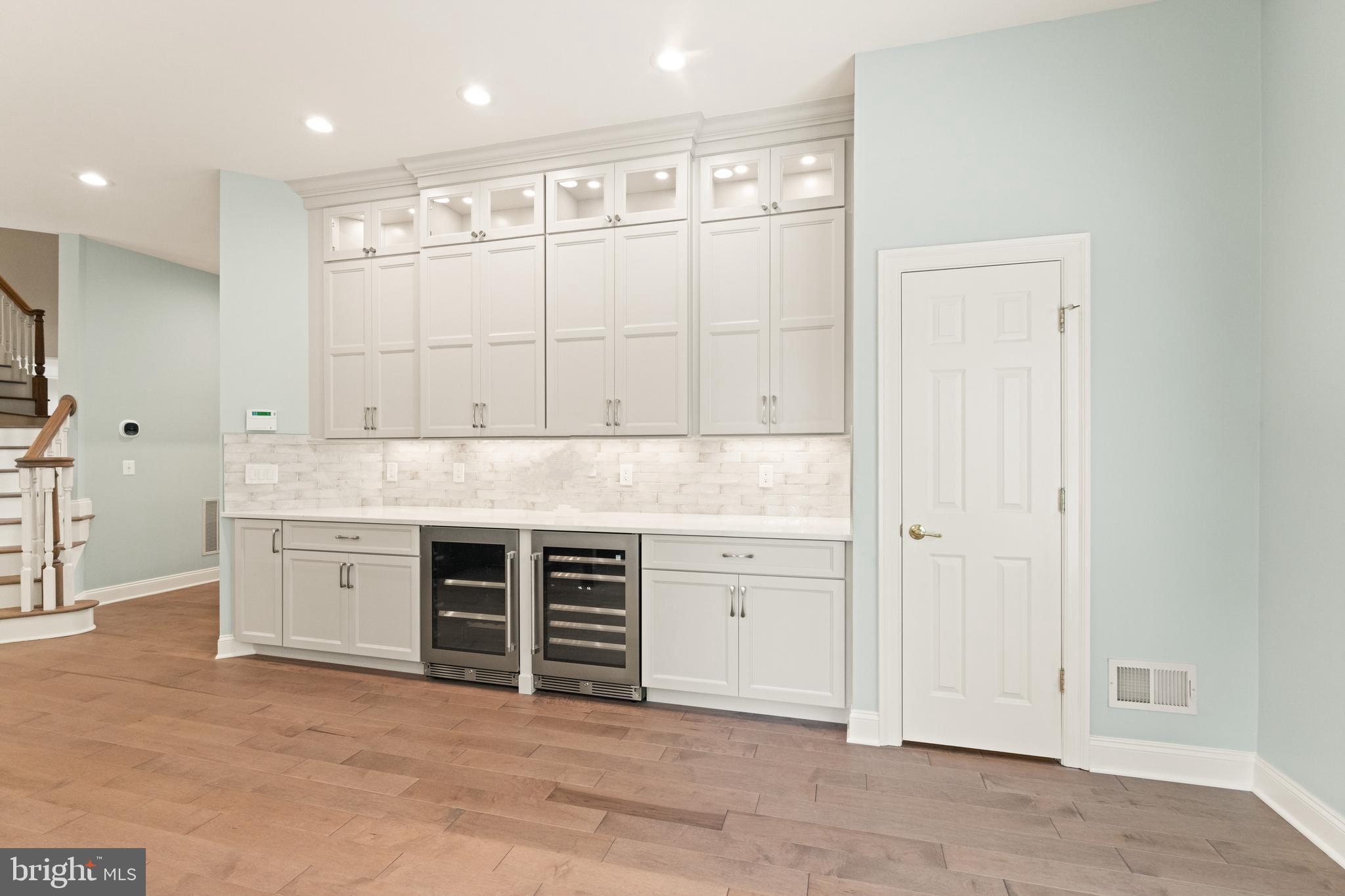 BEACON HILL - Residential