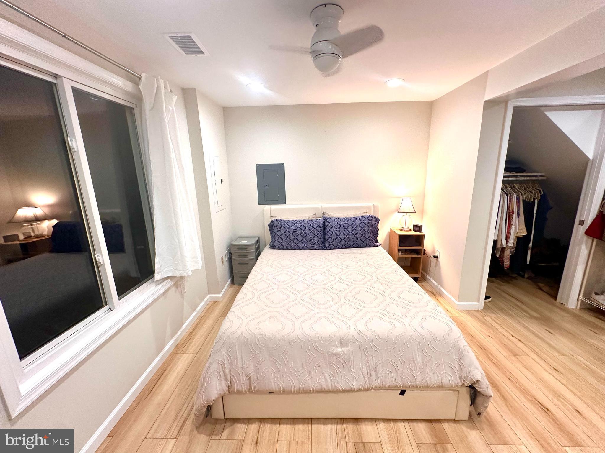 NEWINGTON FOREST - Residential Lease