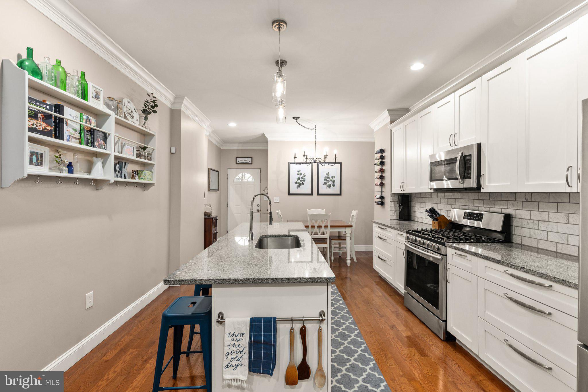 BROADWAY EAST - Residential