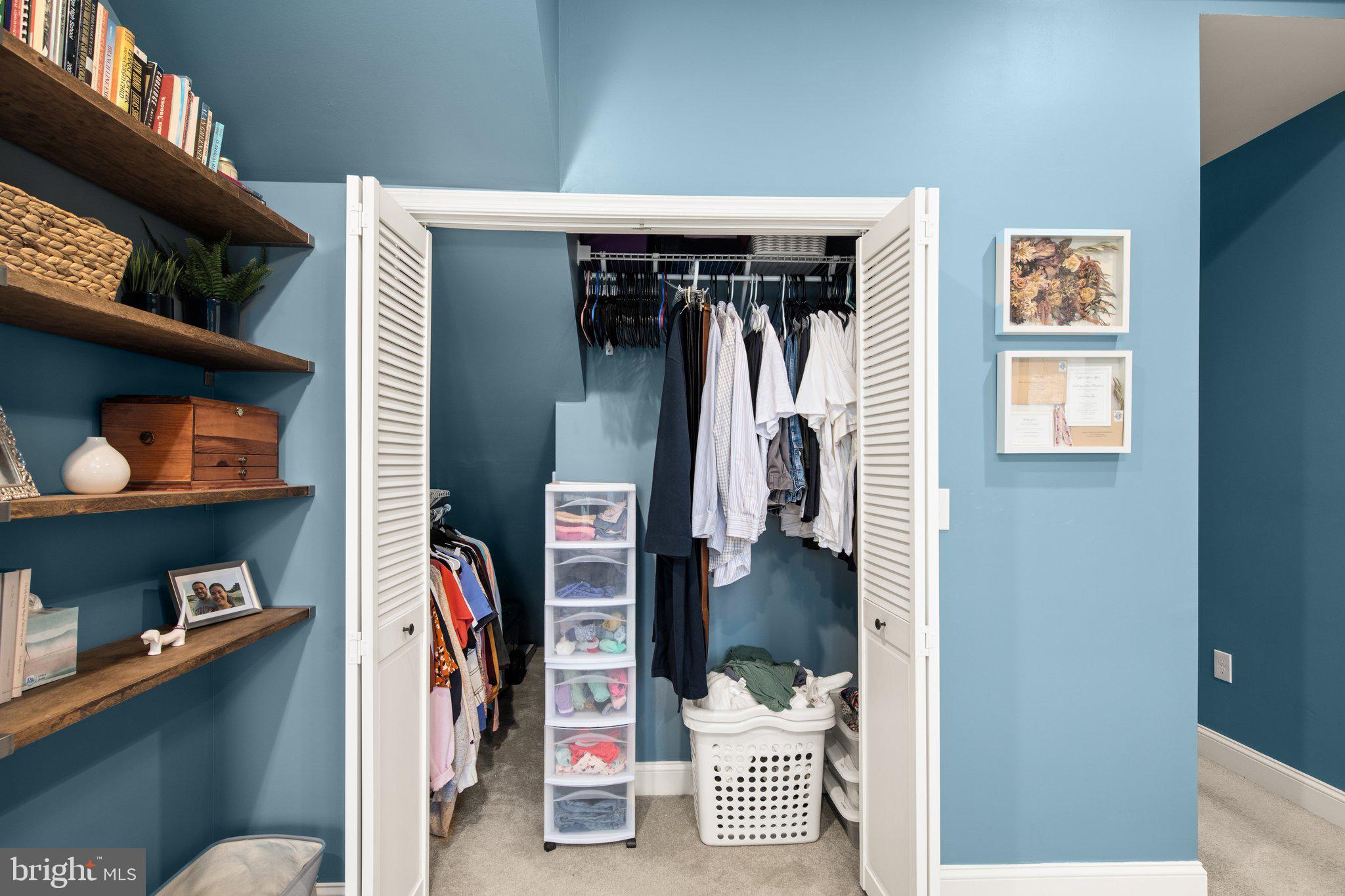 BROADWAY EAST - Residential