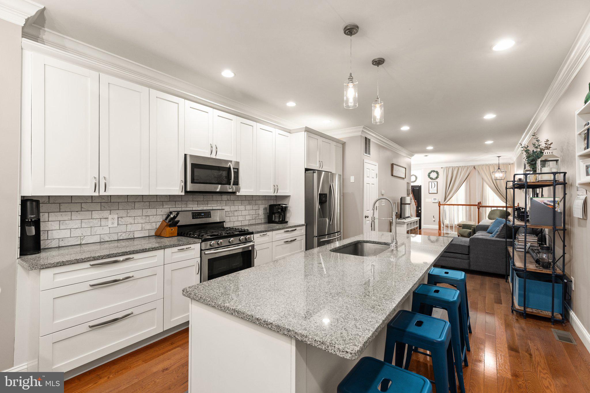 BROADWAY EAST - Residential