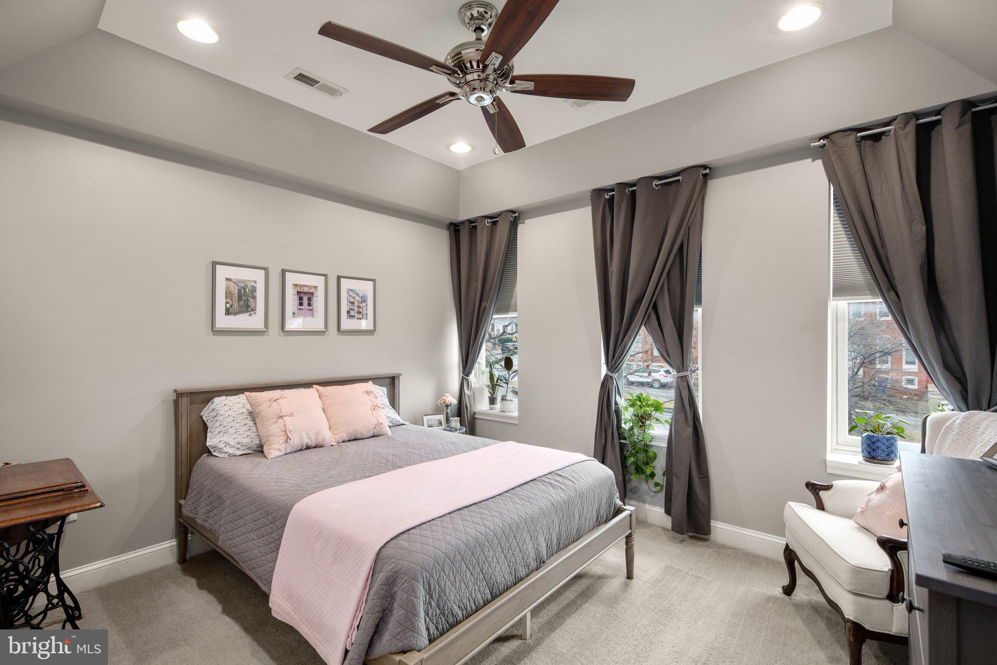 BROADWAY EAST - Residential