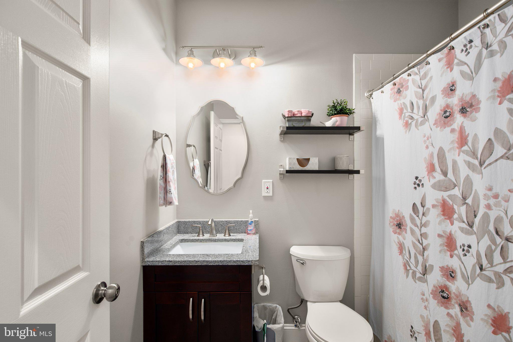 BROADWAY EAST - Residential