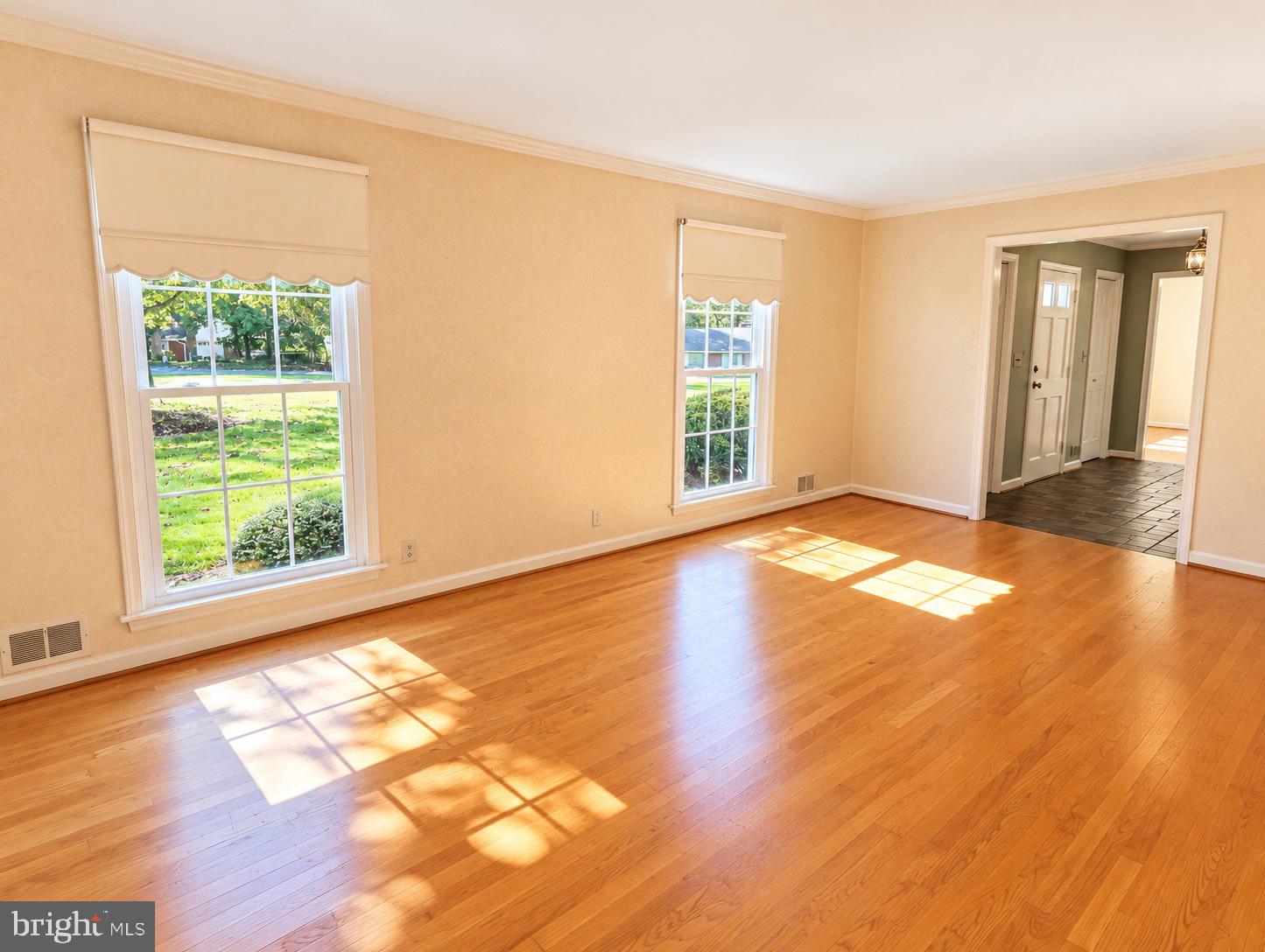 111 NOB HILL PARK DRIVE
