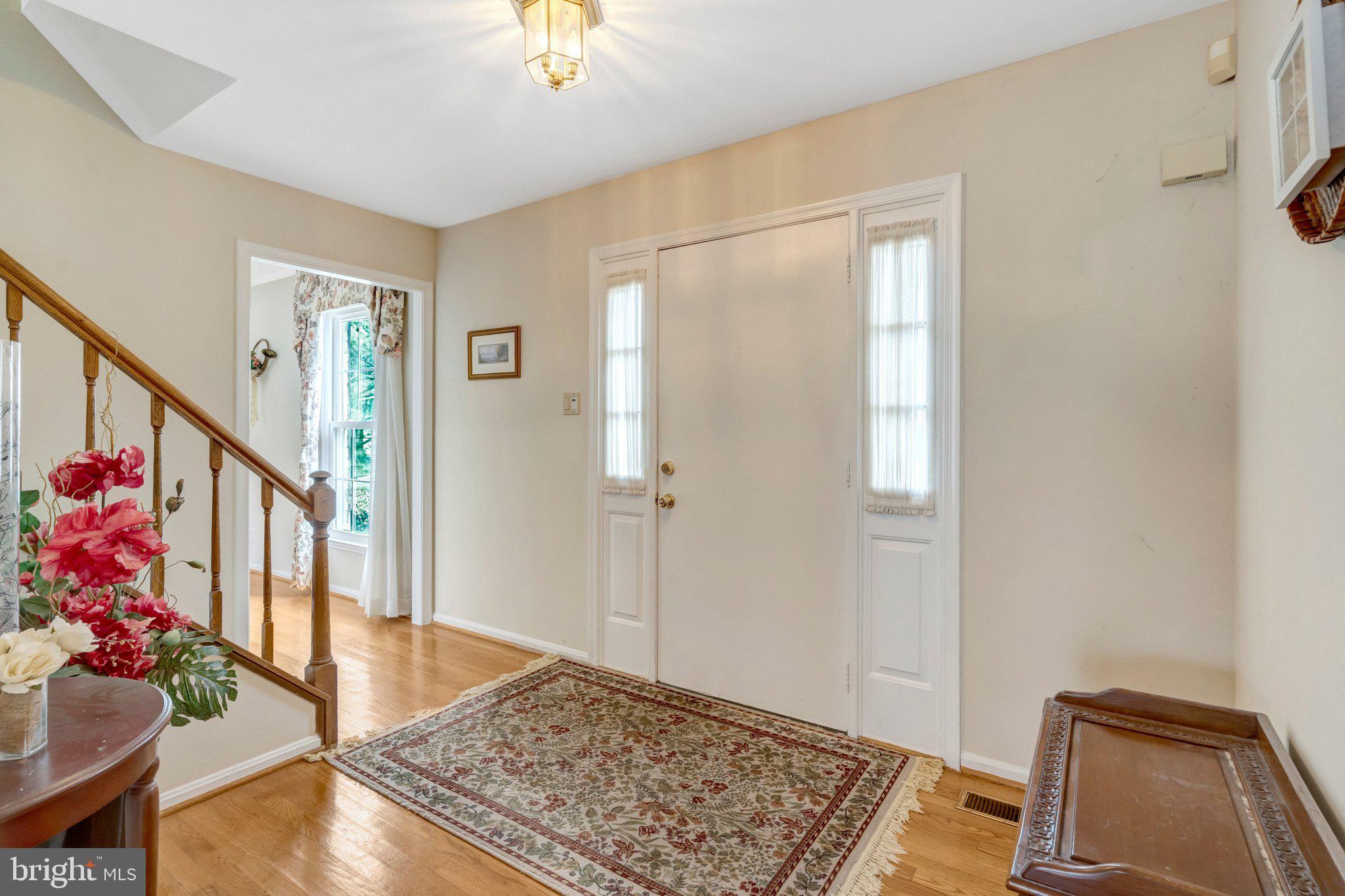 3352 BROKEN KNIFE COURT