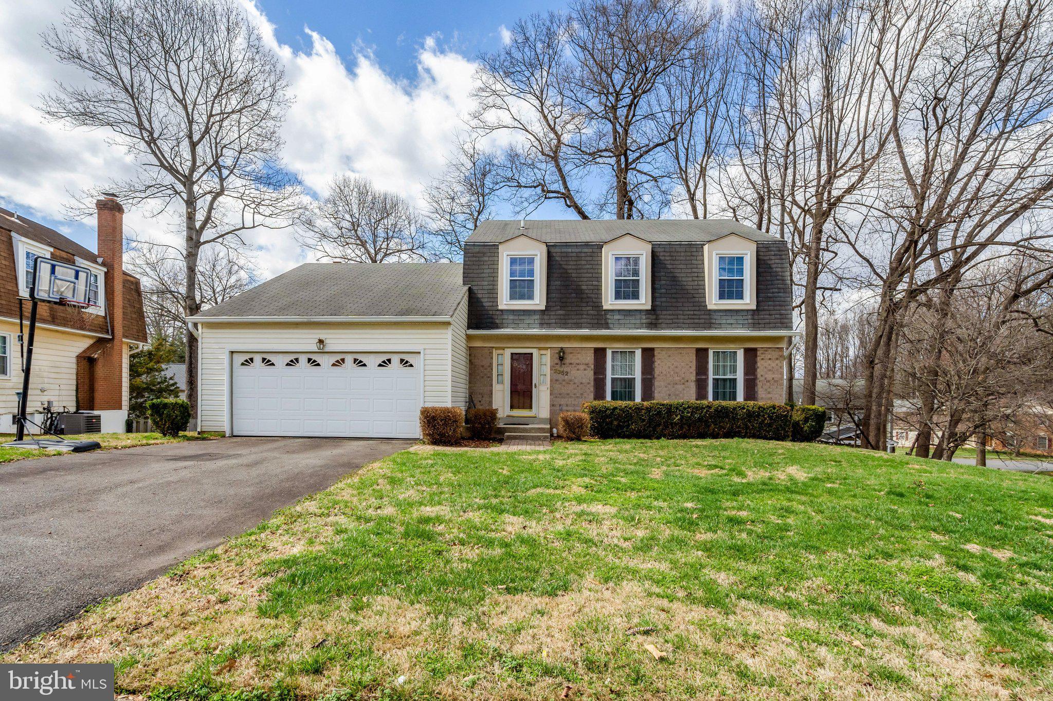 3352 BROKEN KNIFE COURT