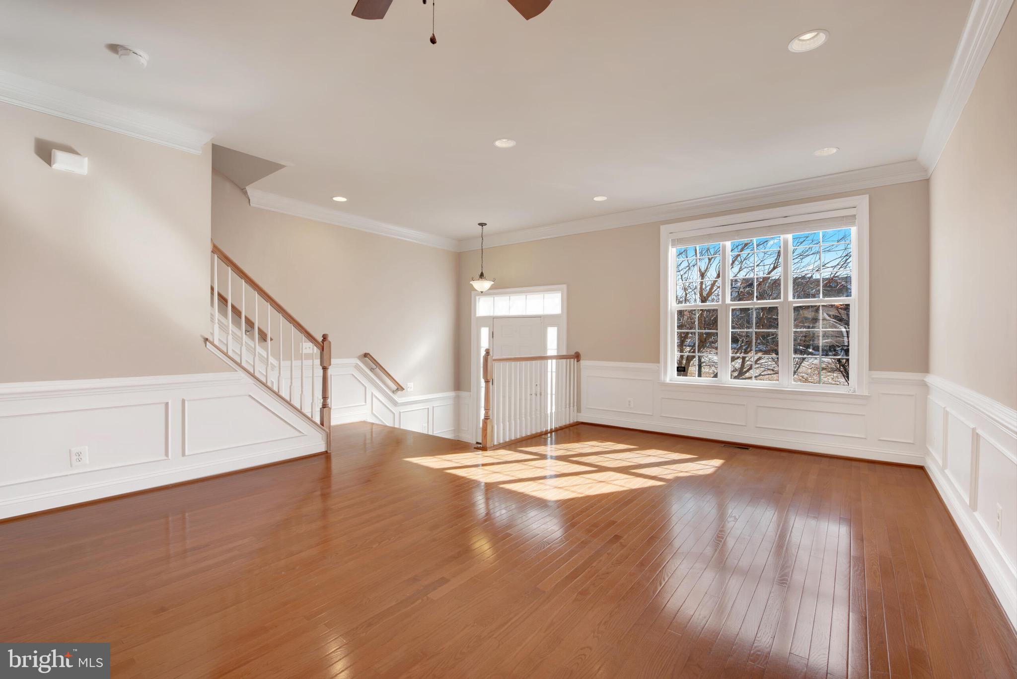 GOOSE CREEK VILLAGE NORTH - Residential Lease