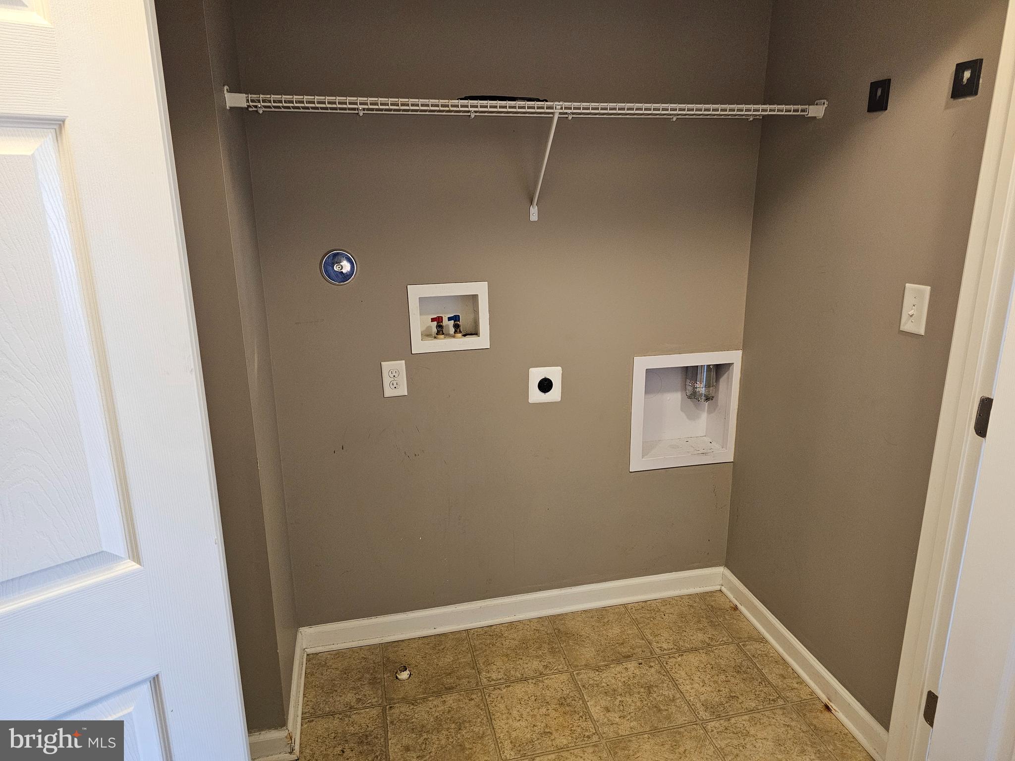 PRENTISS POINT - Residential Lease
