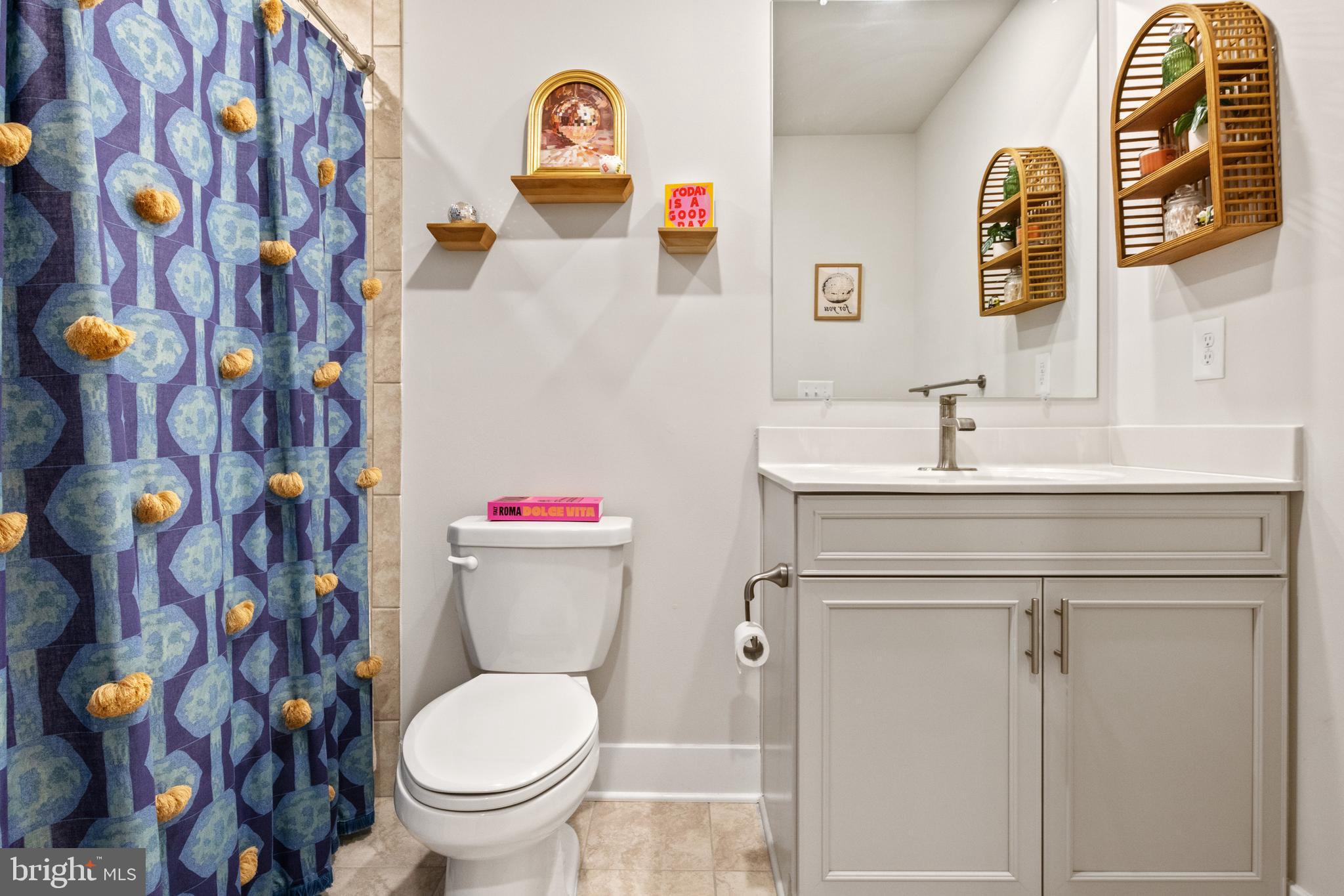 WATER'S LANDING - Residential