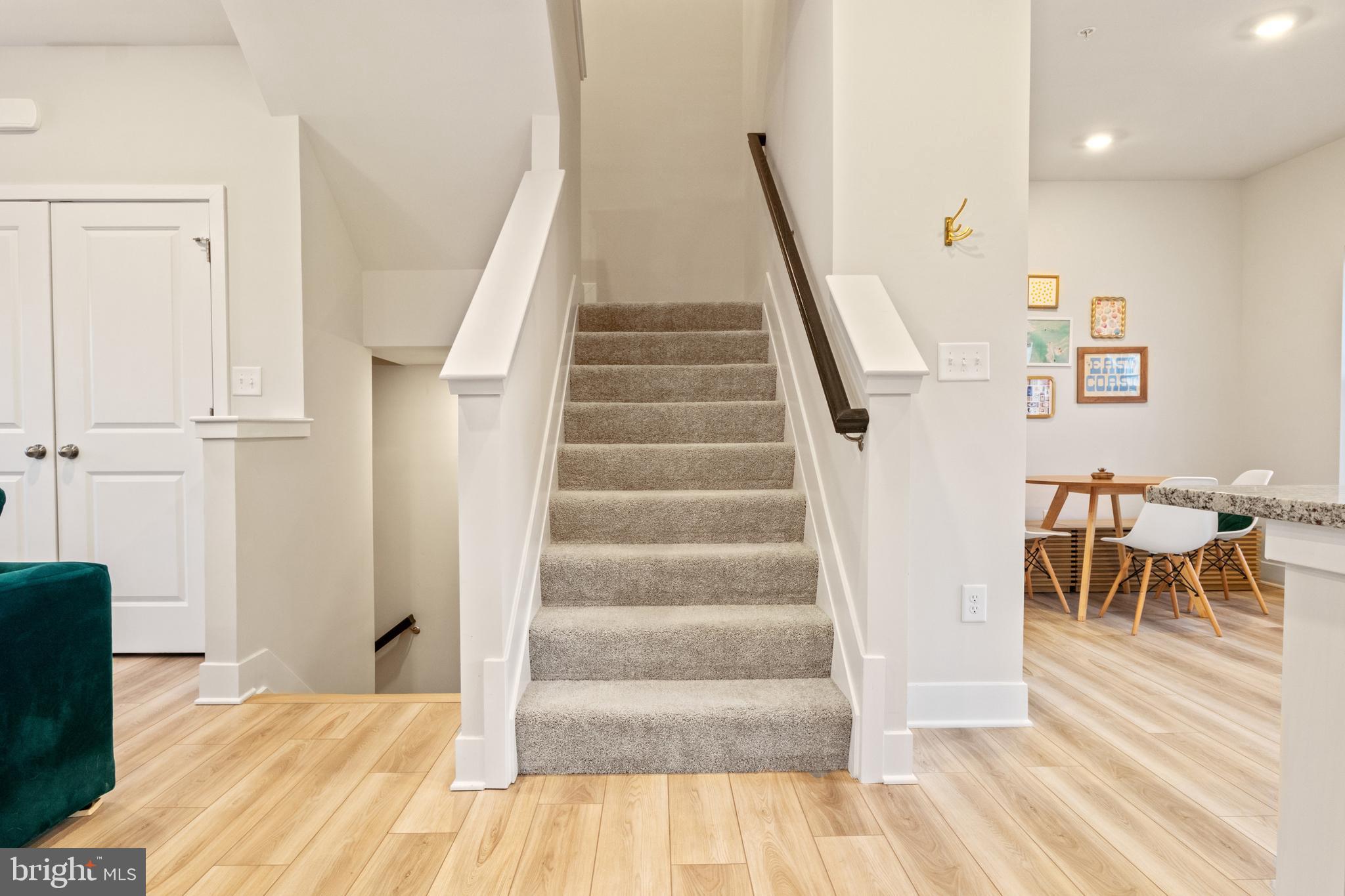 WATER'S LANDING - Residential