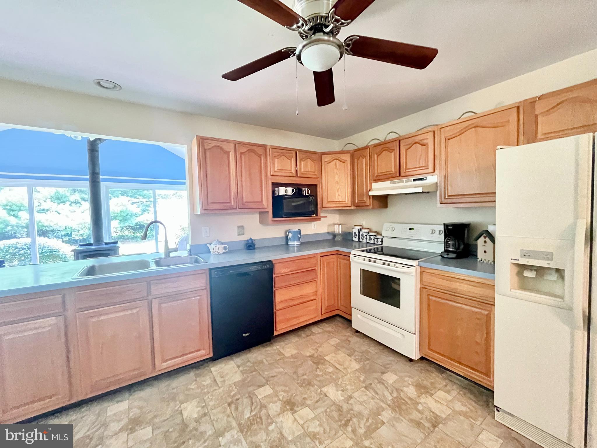 CHESTER HARBOR - Residential