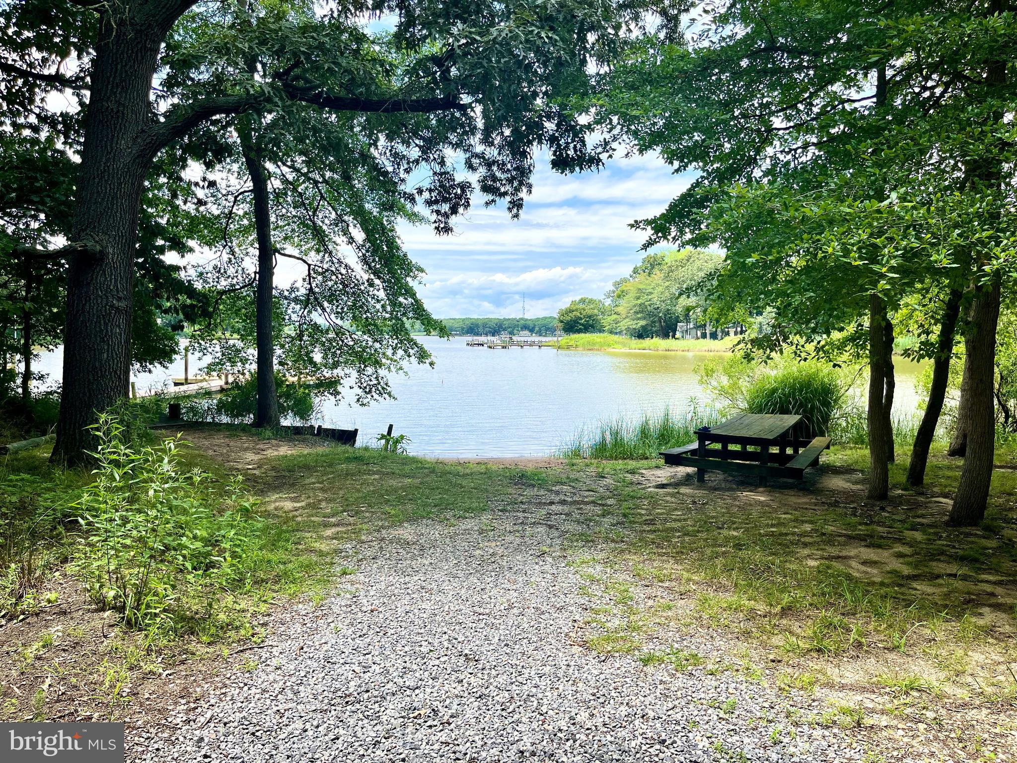 CHESTER HARBOR - Residential