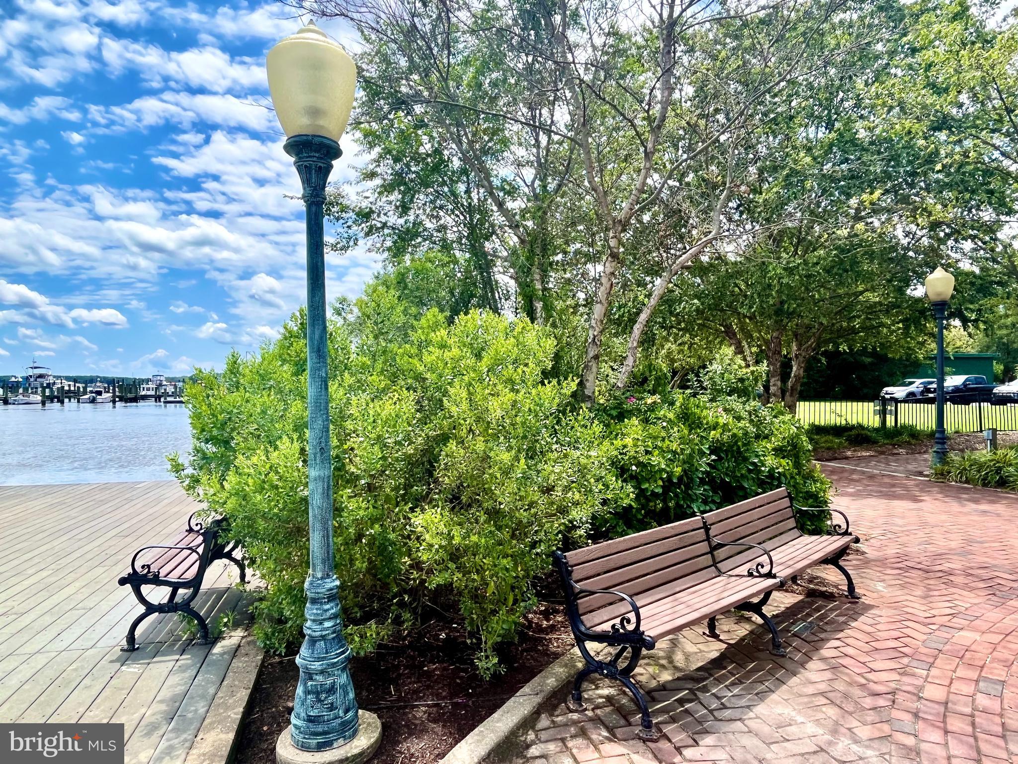 CHESTER HARBOR - Residential