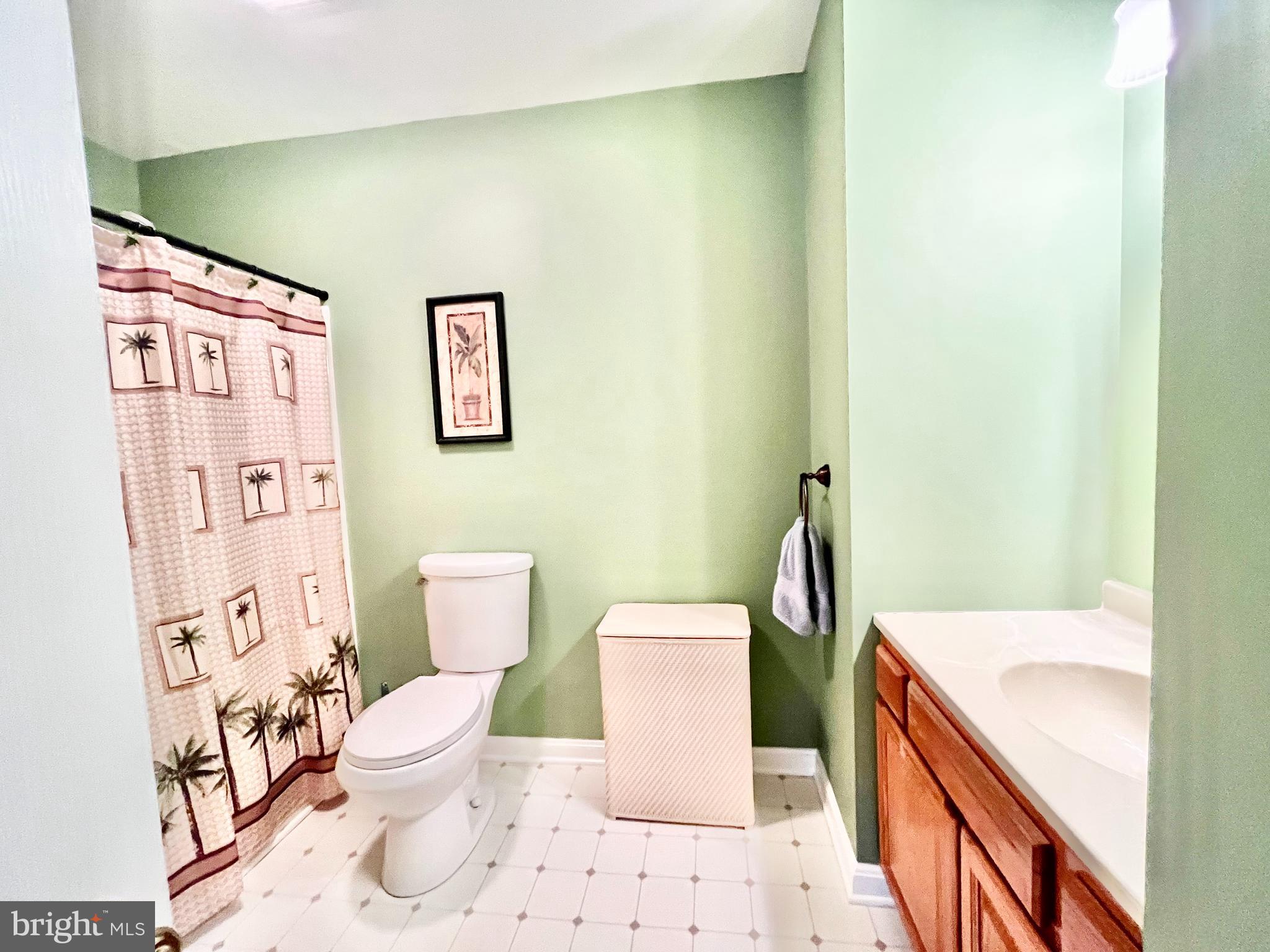 CHESTER HARBOR - Residential