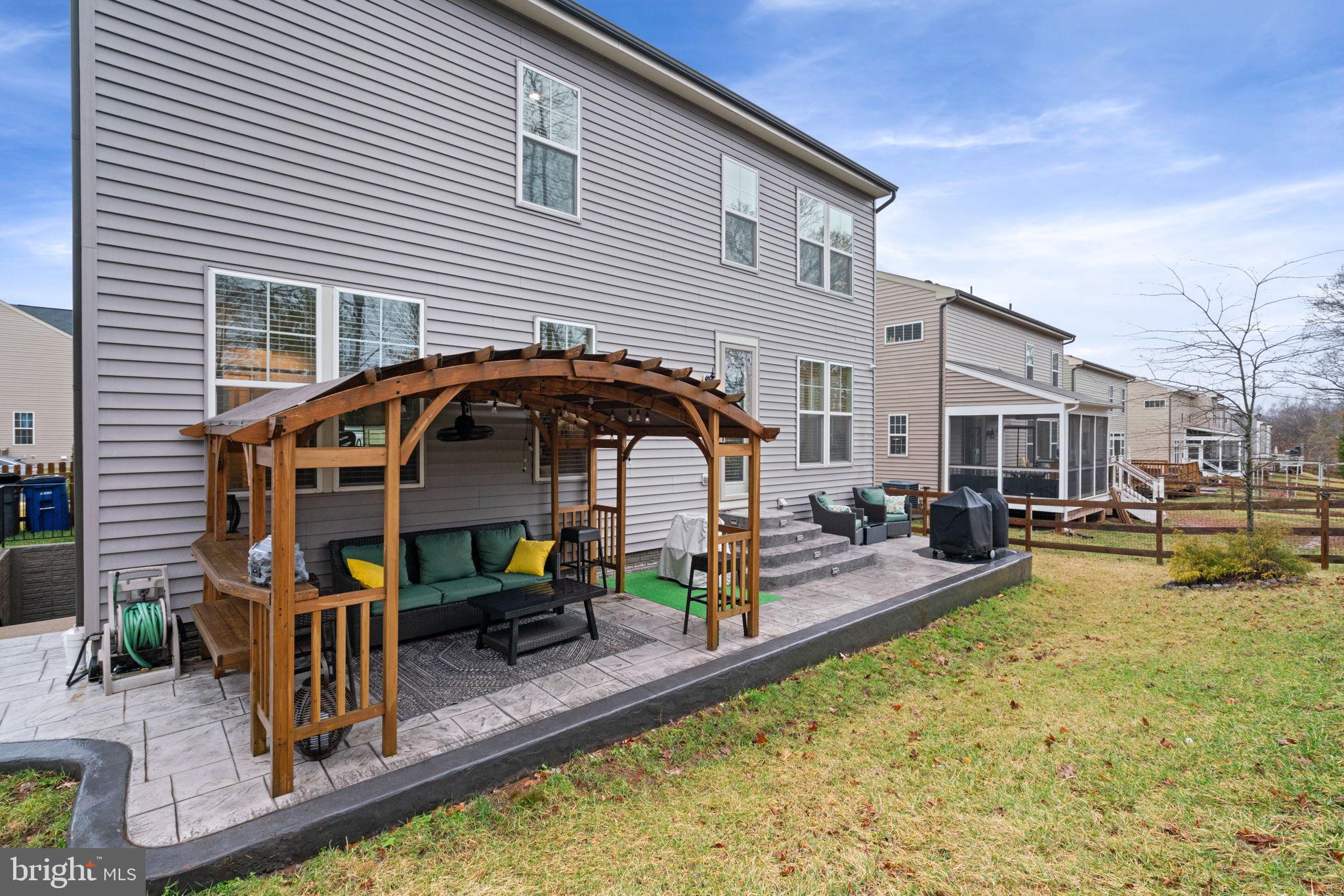 CAYDEN RIDGE - Residential