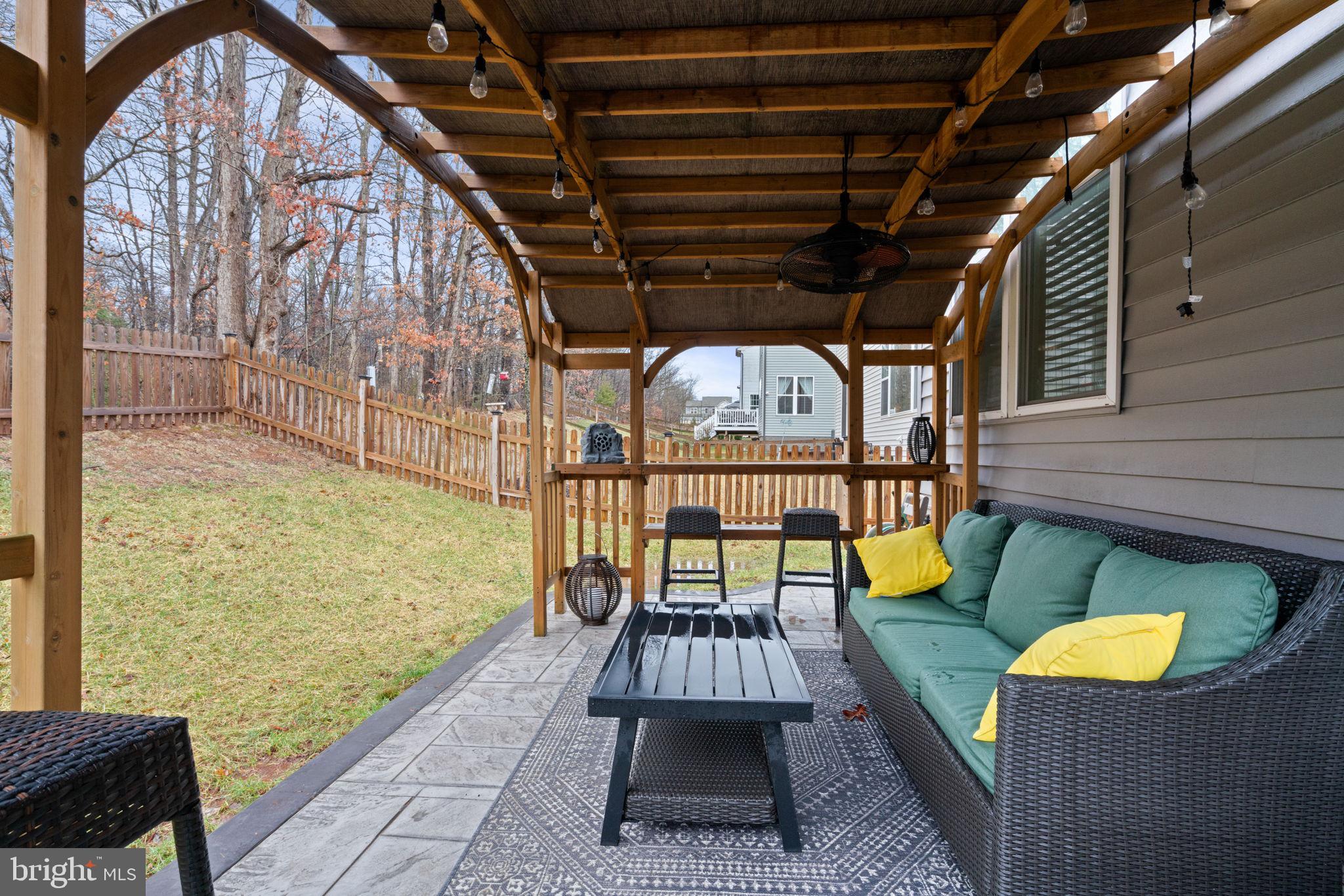 CAYDEN RIDGE - Residential