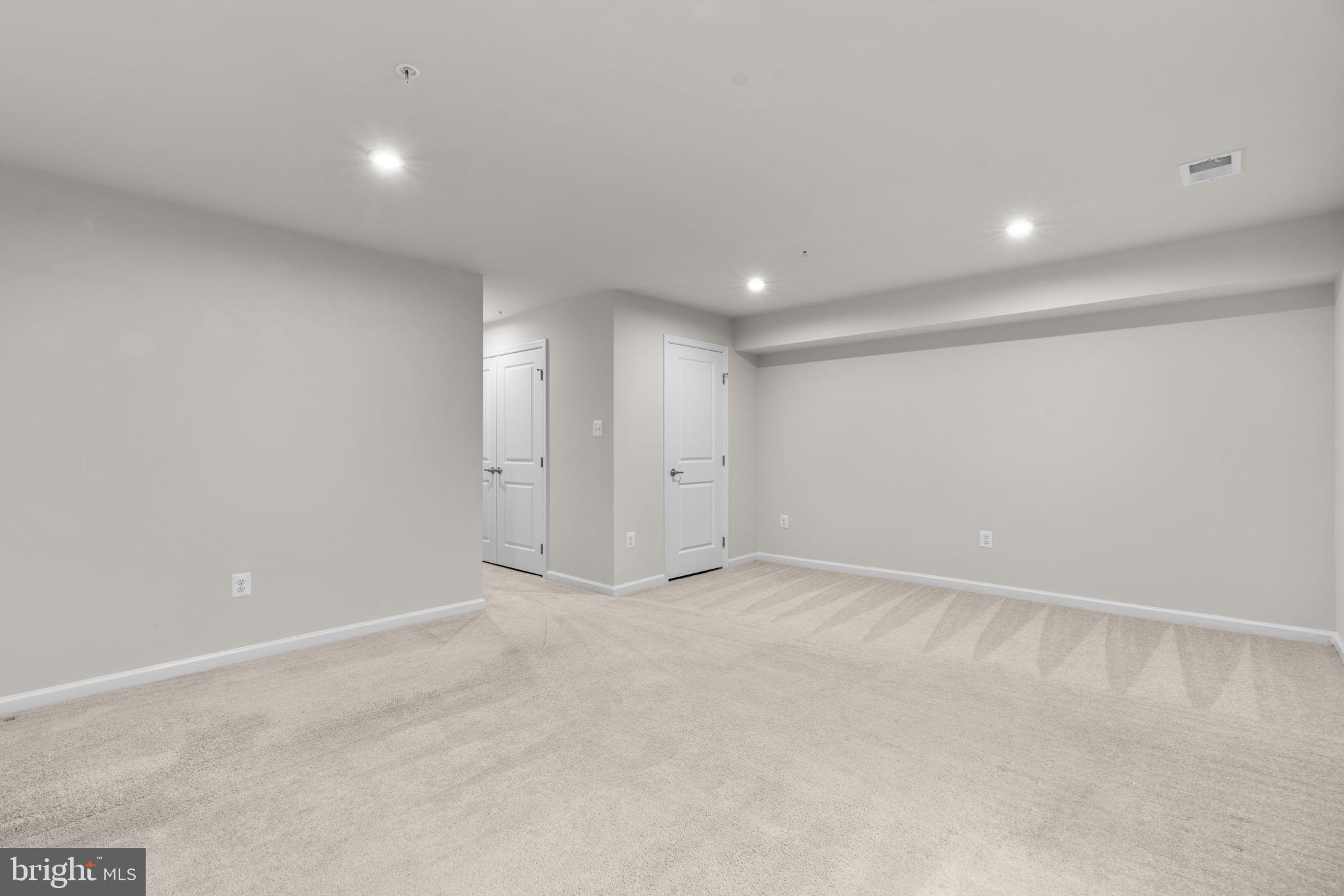 PARKSIDE - Residential