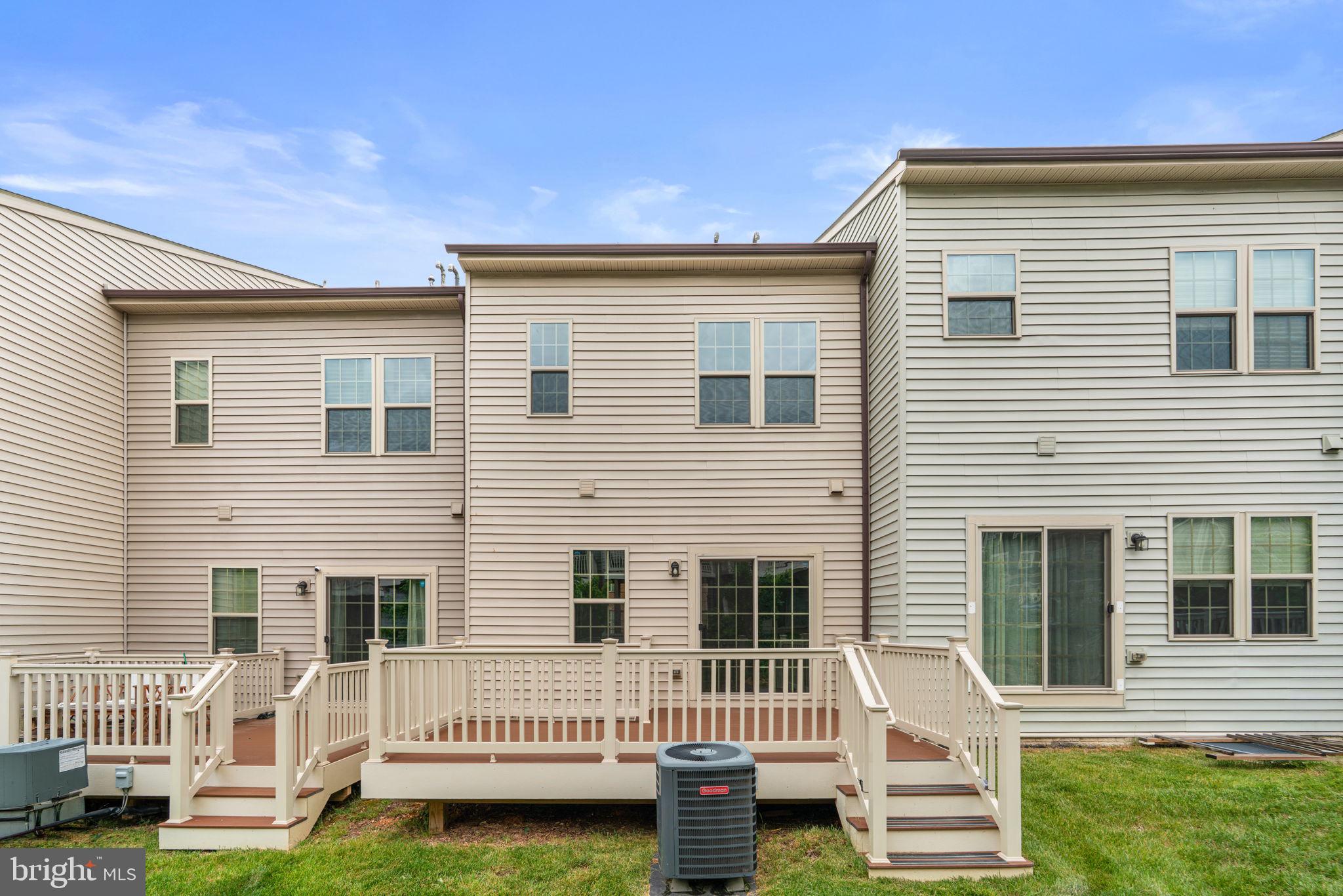 PARKSIDE - Residential