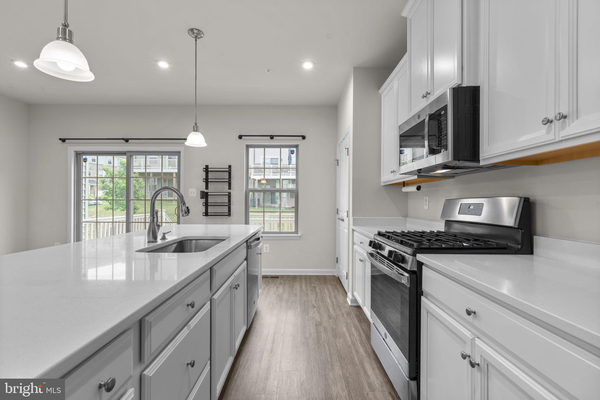 PARKSIDE - Residential
