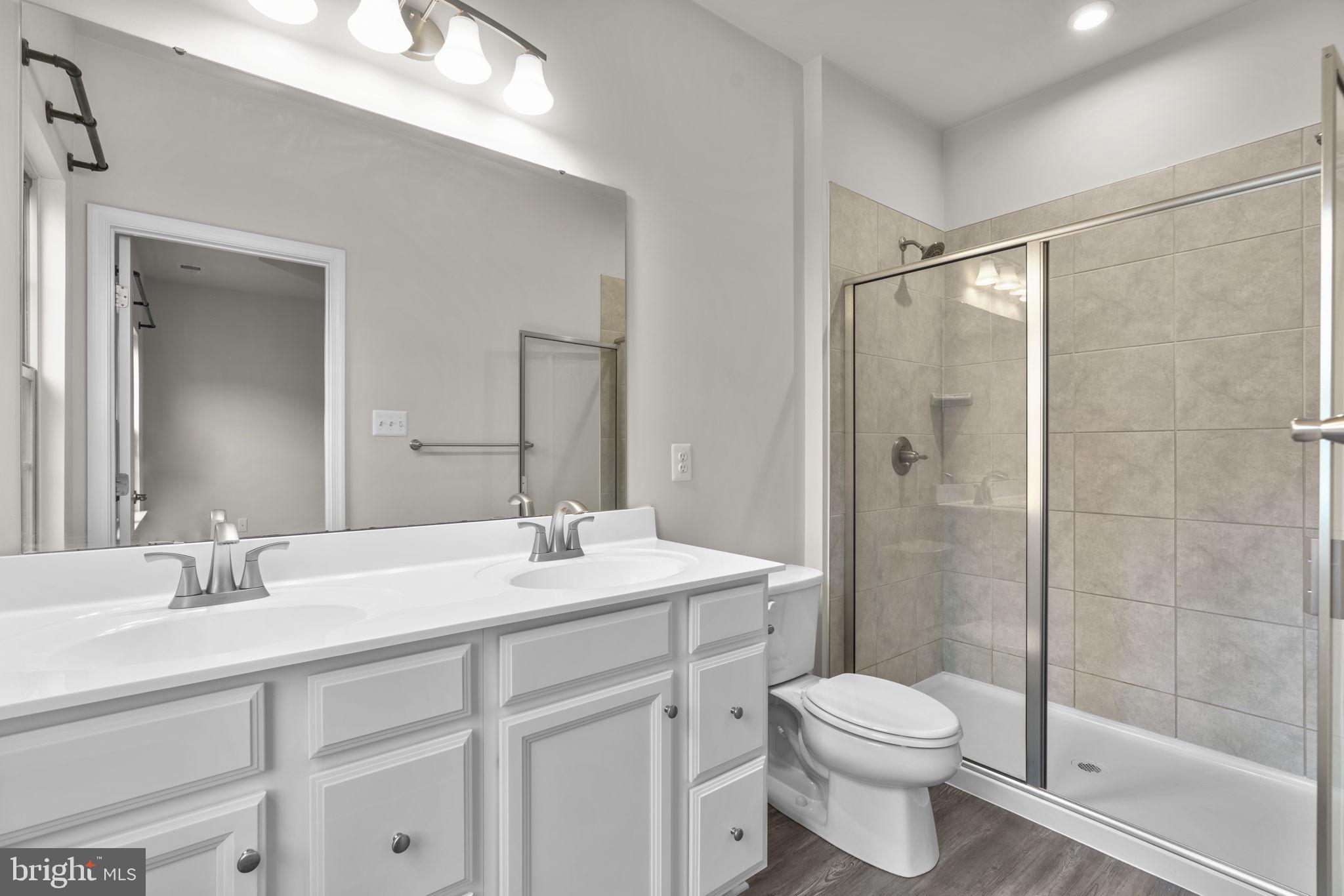 PARKSIDE - Residential
