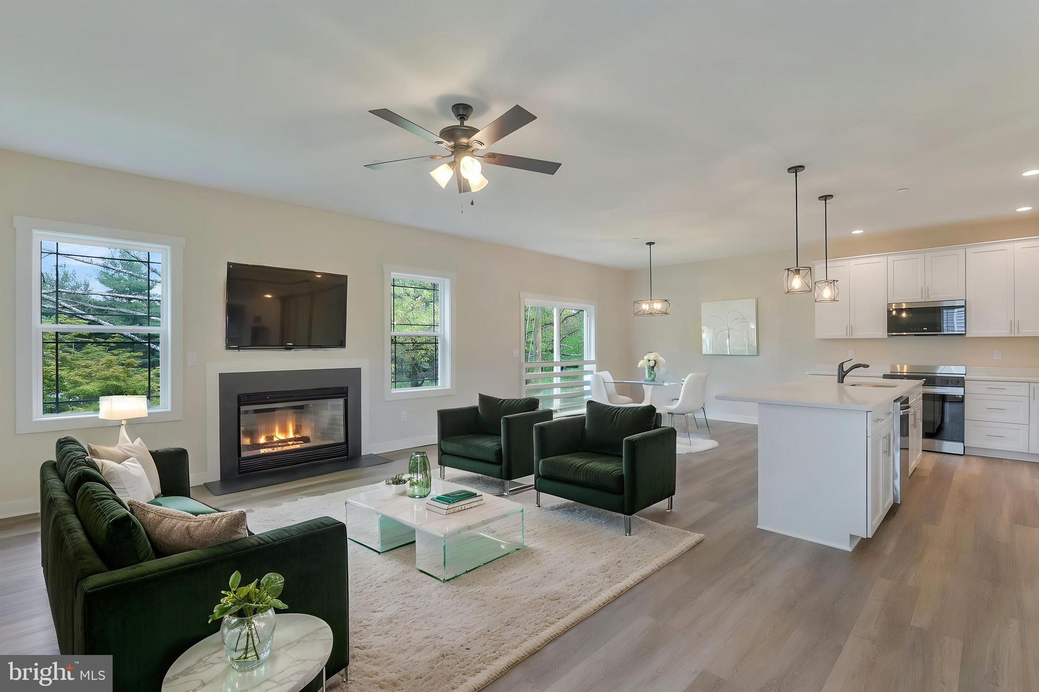 PASADENA - Residential