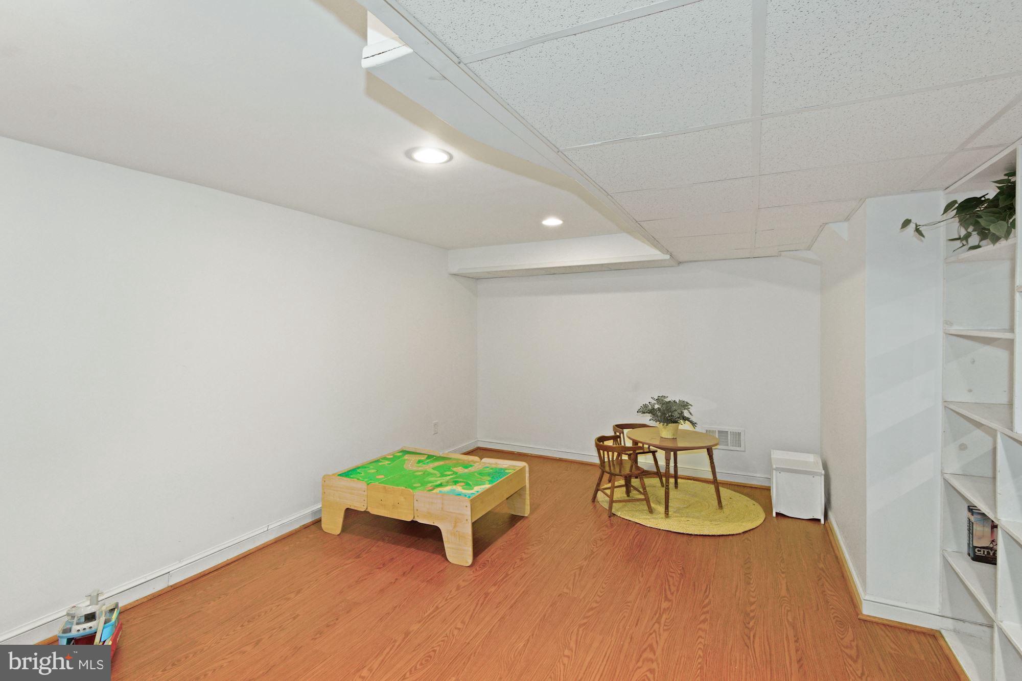 SUMNER - Residential