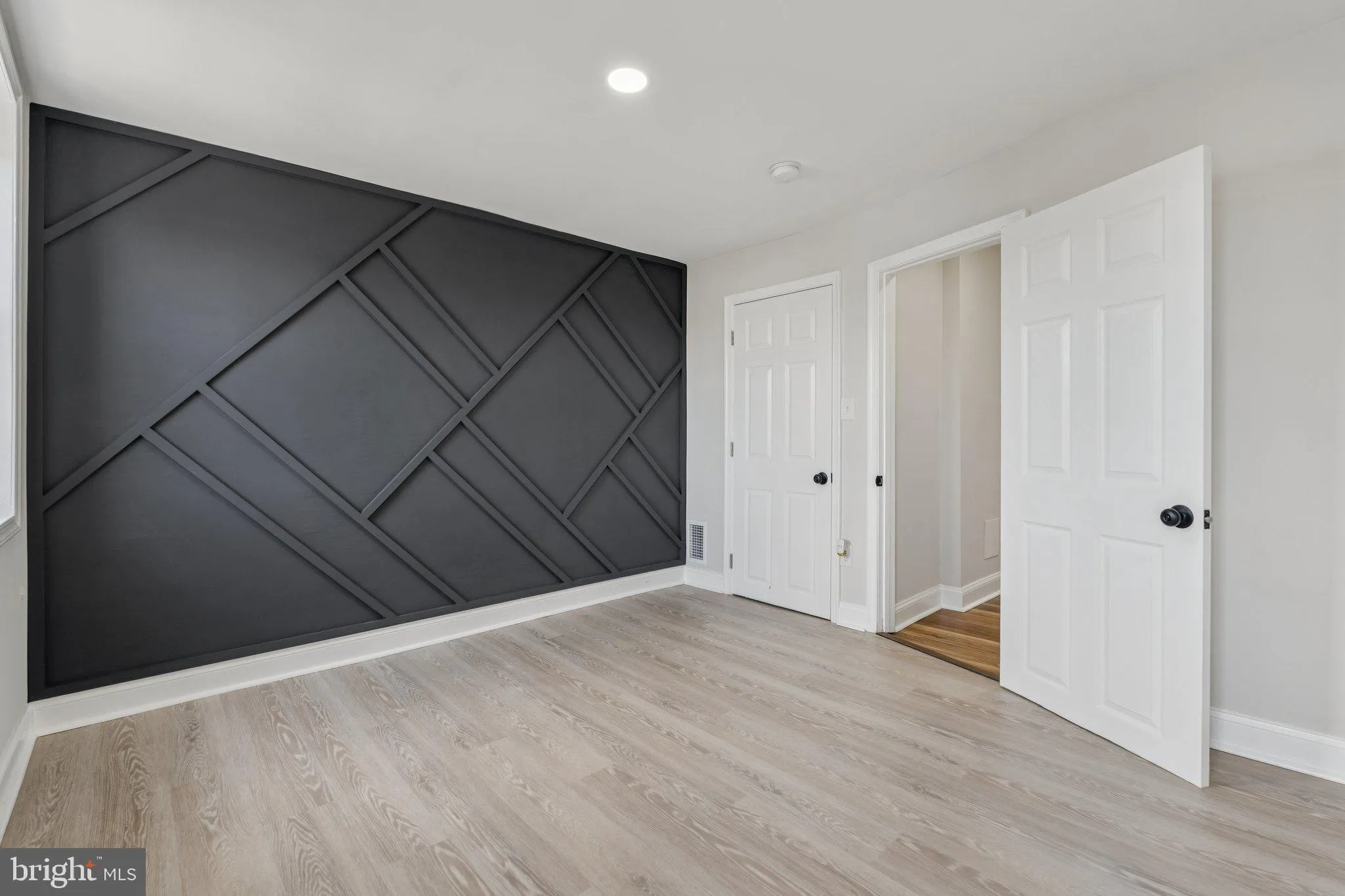 Baltimore, Maryland 21224, United States, 3 Bedrooms Bedrooms, ,3 BathroomsBathrooms,Residential,Coming Soon,174755