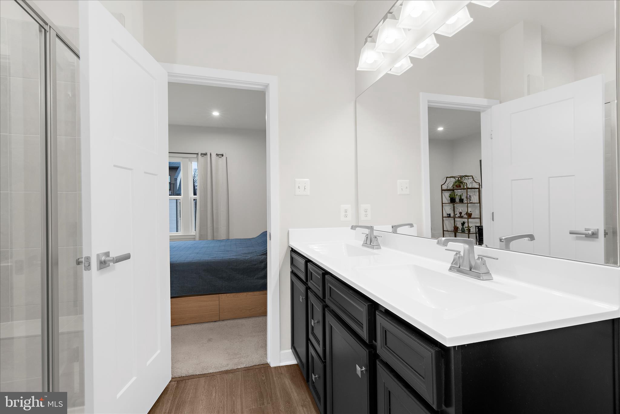 TANYARD SHORES - Residential