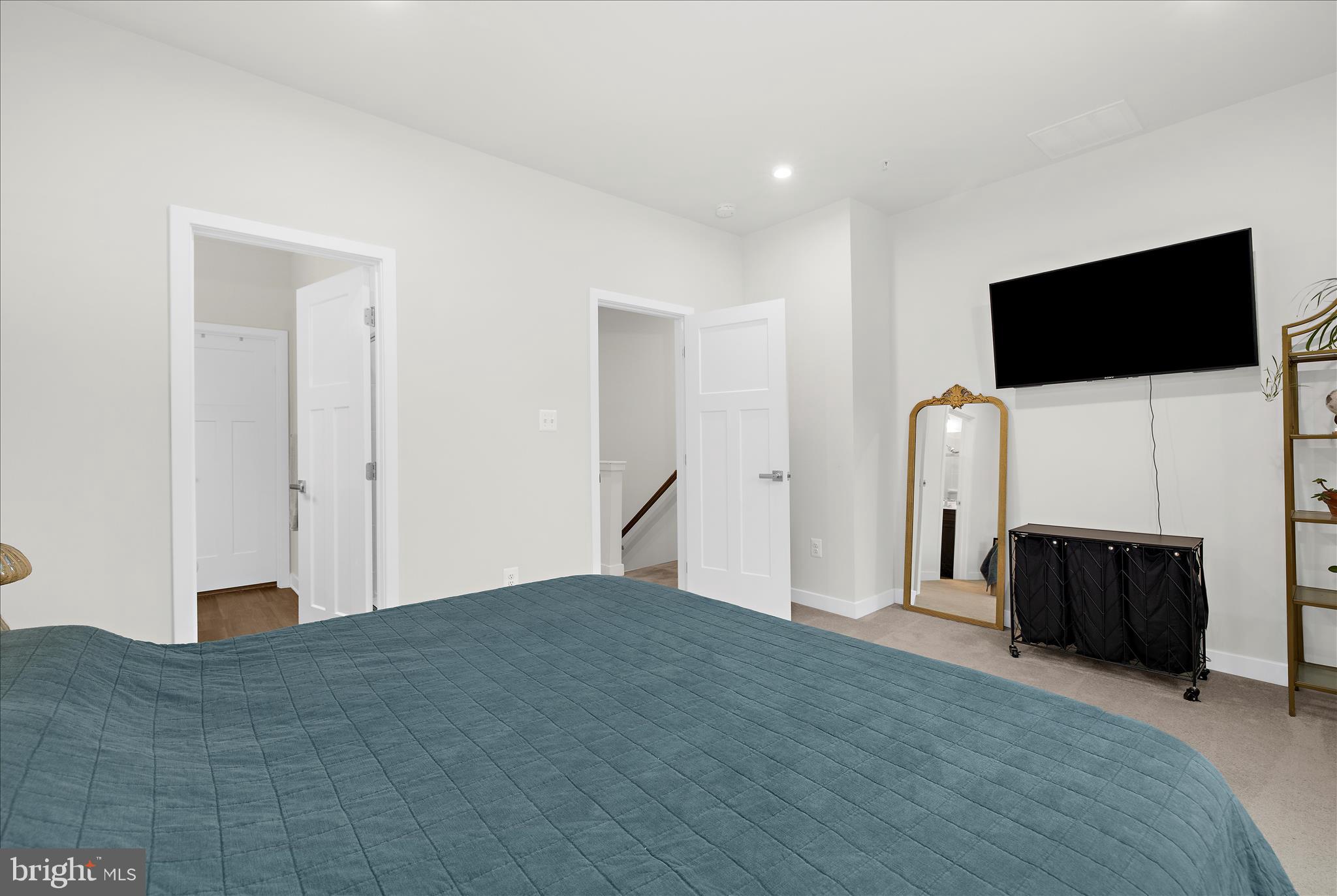 TANYARD SHORES - Residential