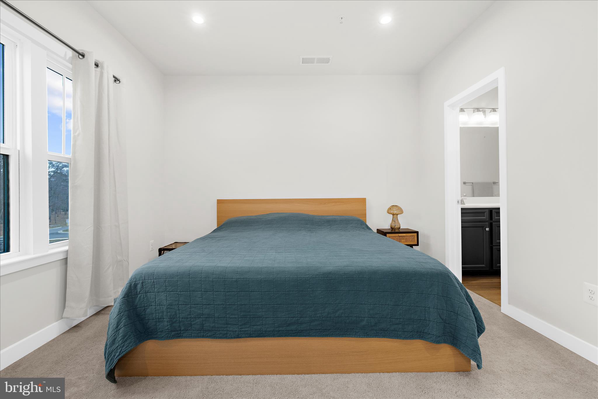 TANYARD SHORES - Residential