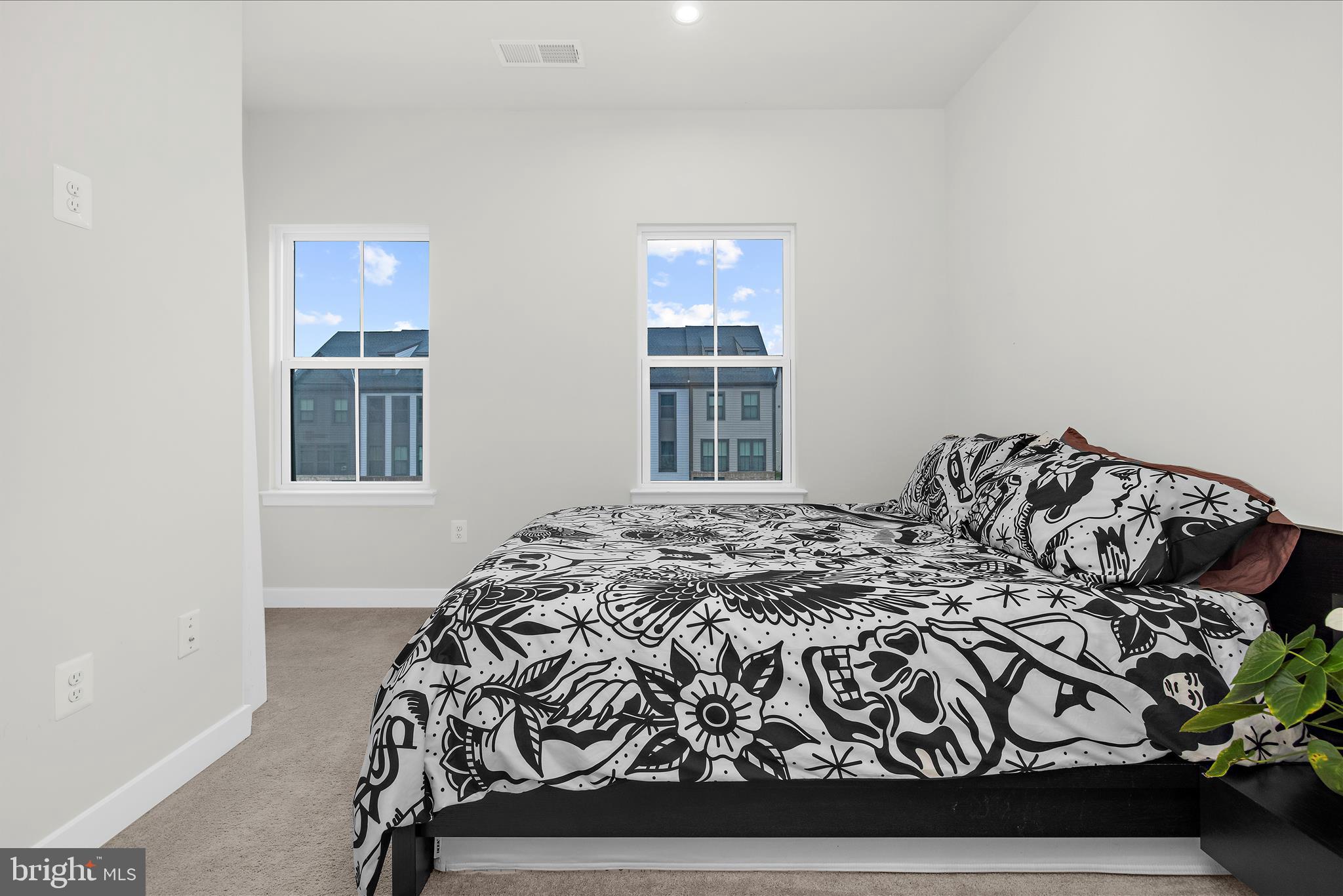 TANYARD SHORES - Residential