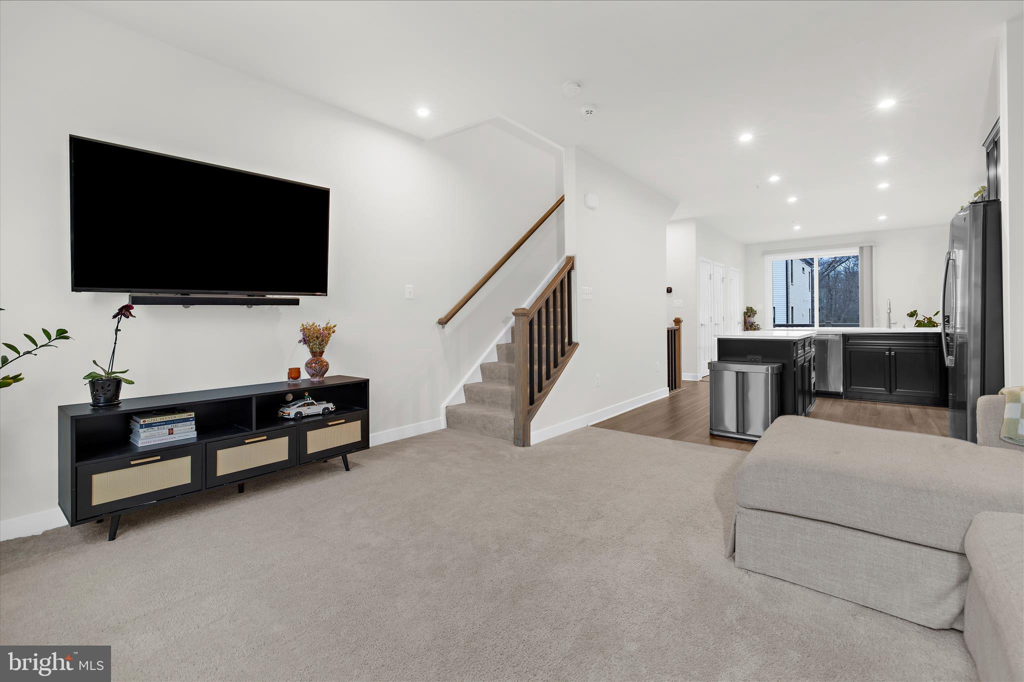 TANYARD SHORES - Residential