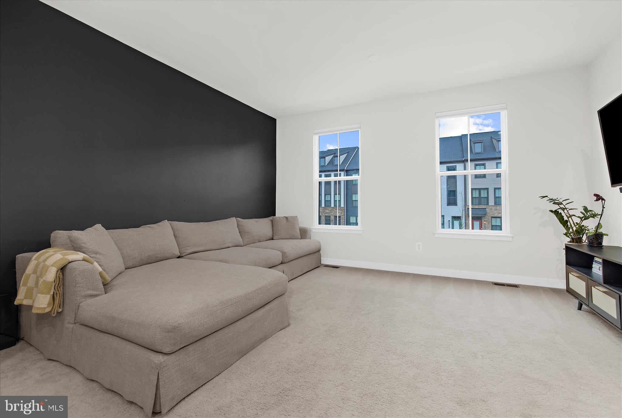 TANYARD SHORES - Residential