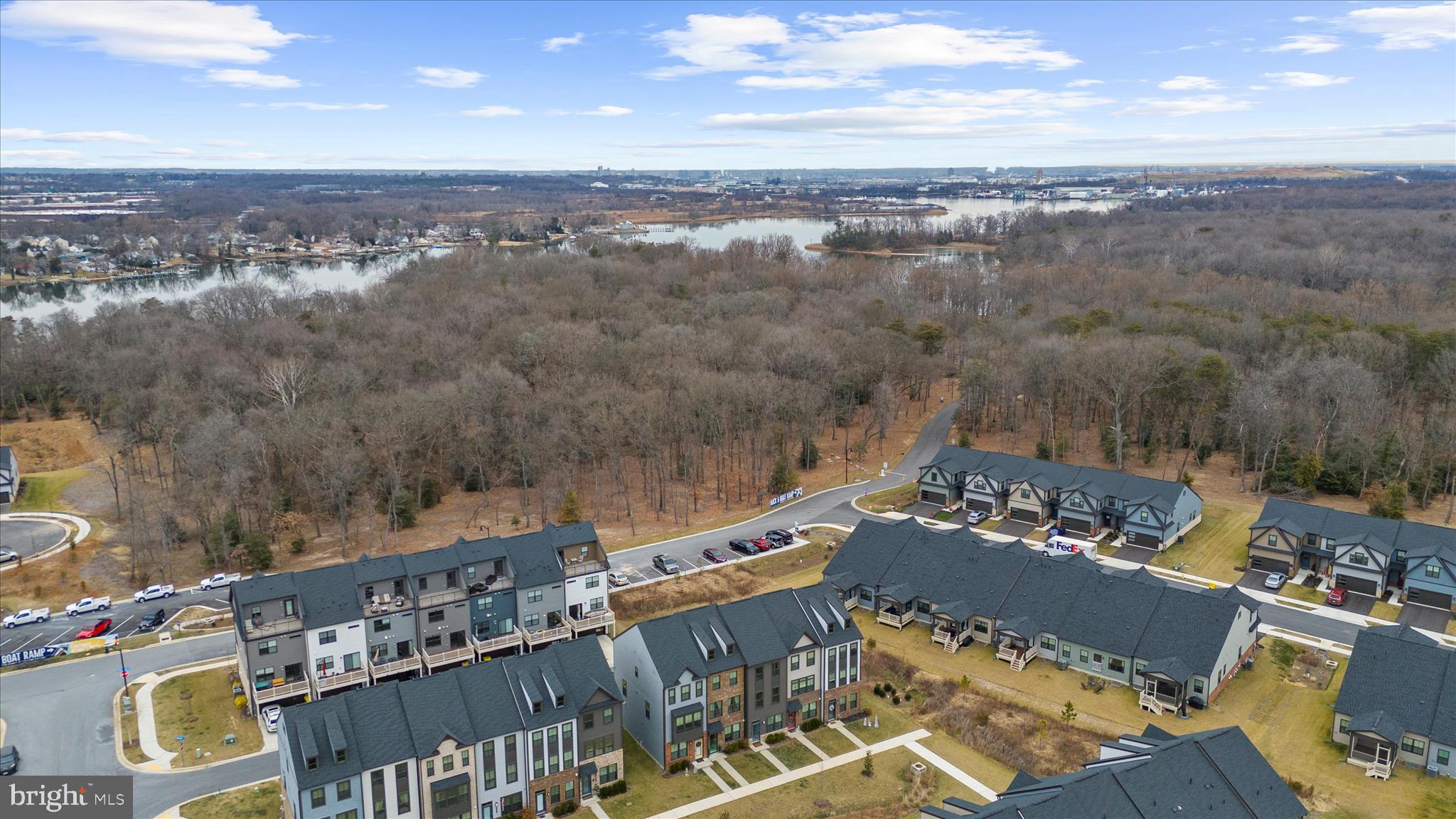 TANYARD SHORES - Residential