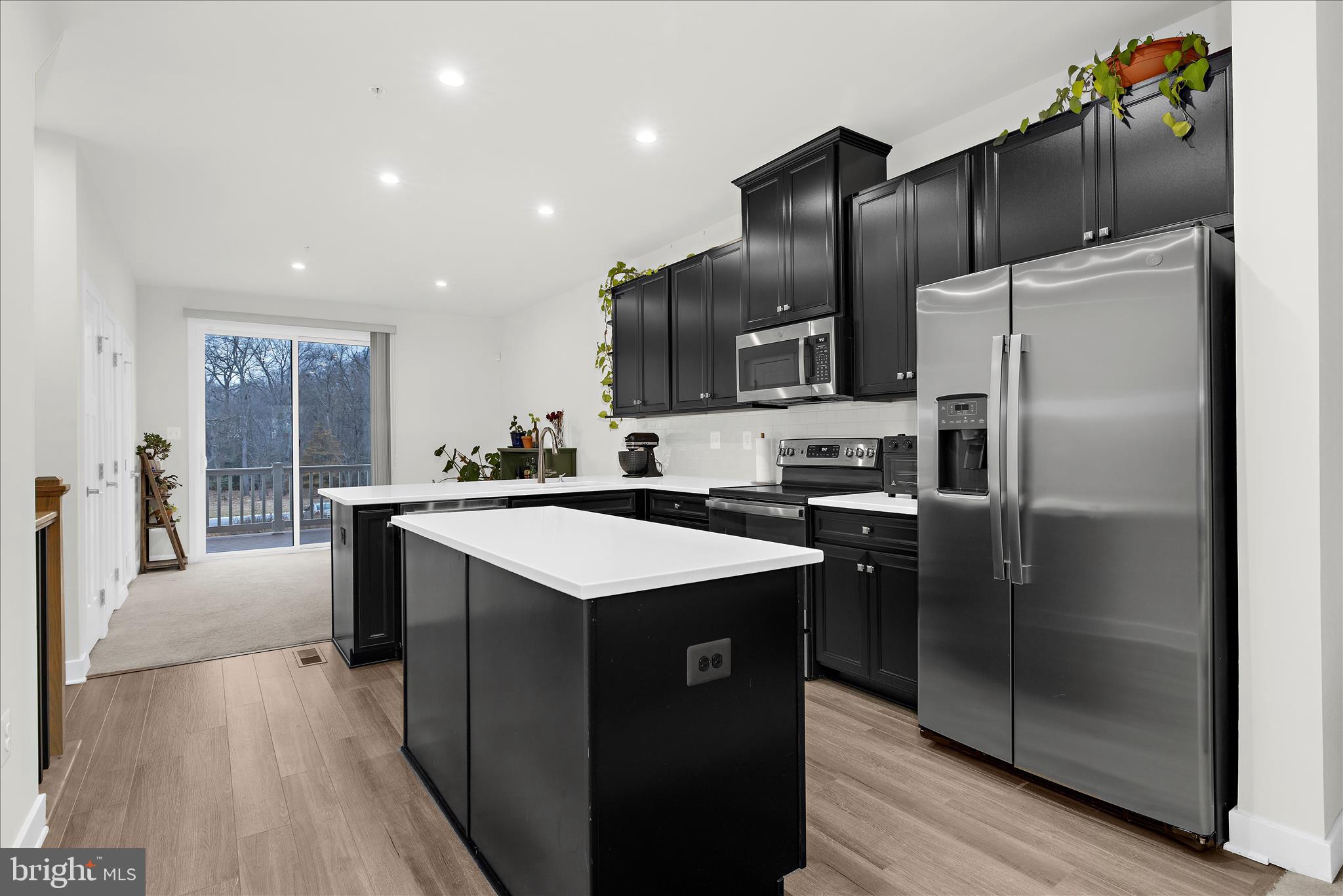 TANYARD SHORES - Residential