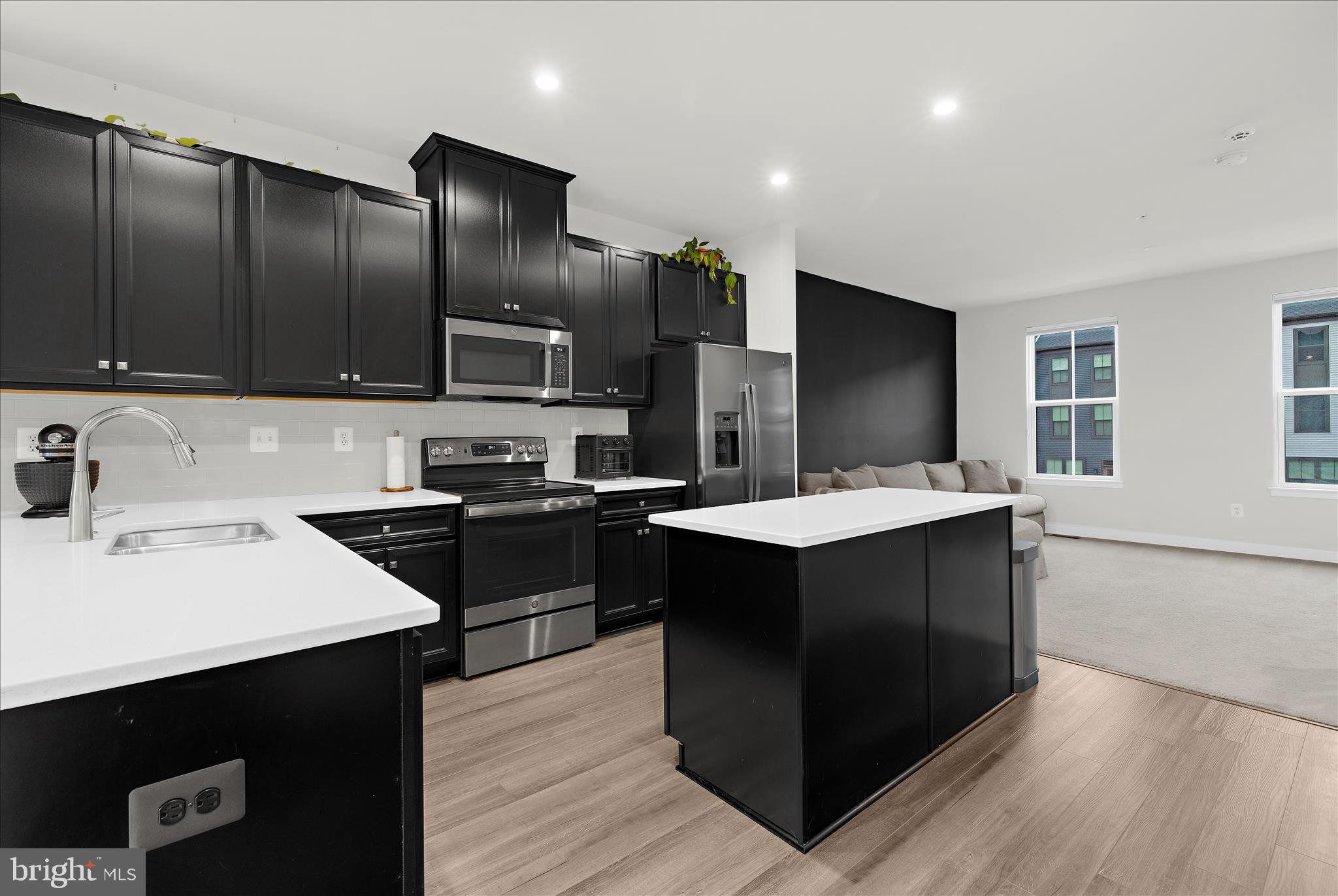 TANYARD SHORES - Residential