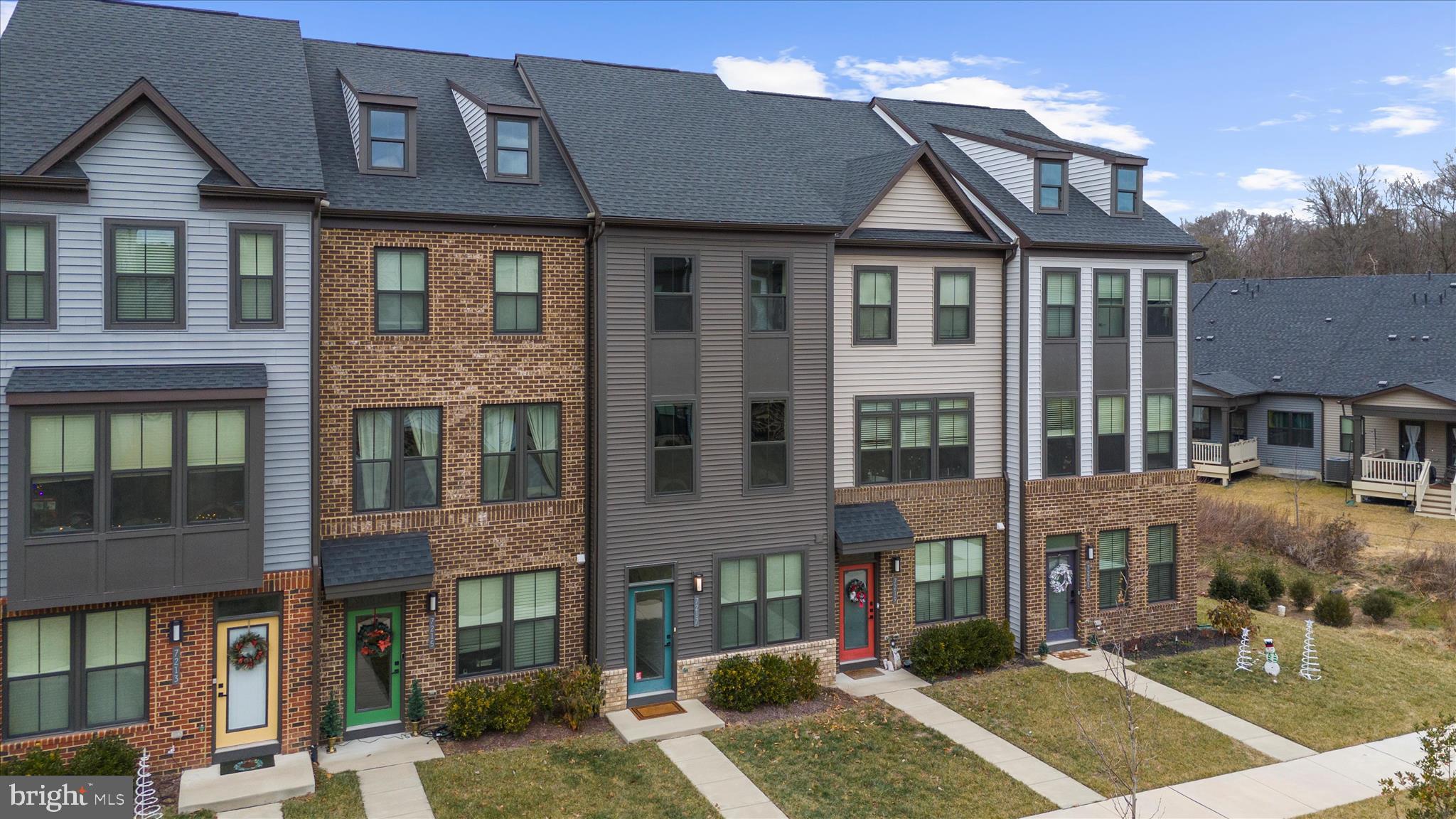 TANYARD SHORES - Residential