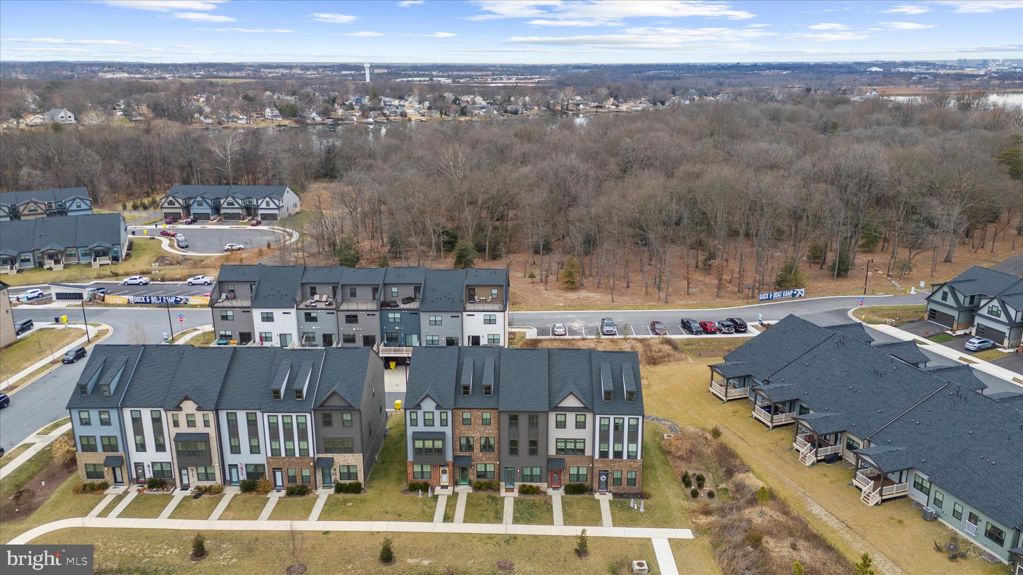 TANYARD SHORES - Residential