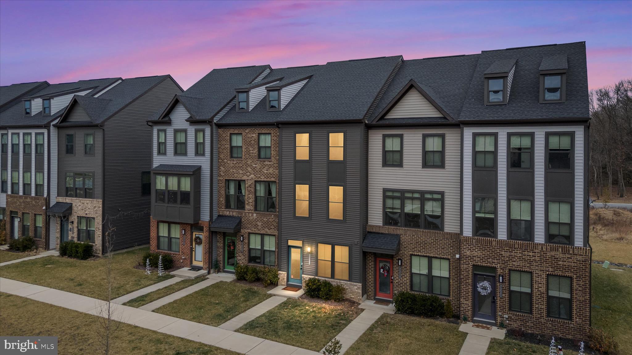 TANYARD SHORES - Residential