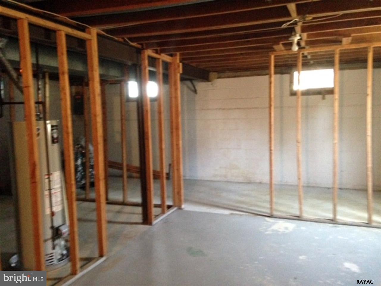 FINKSBURG/PHEASANT RUN - Residential