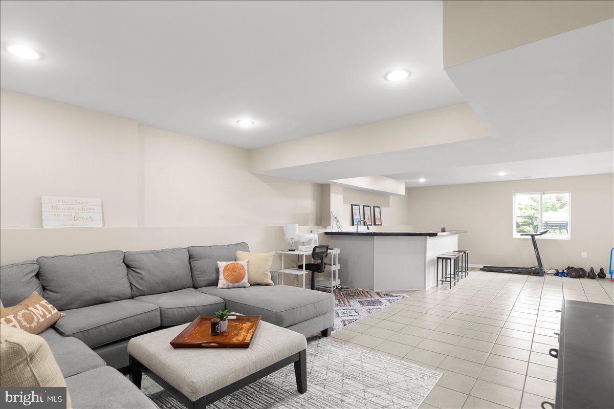 NORBORNE GLEBE - Residential