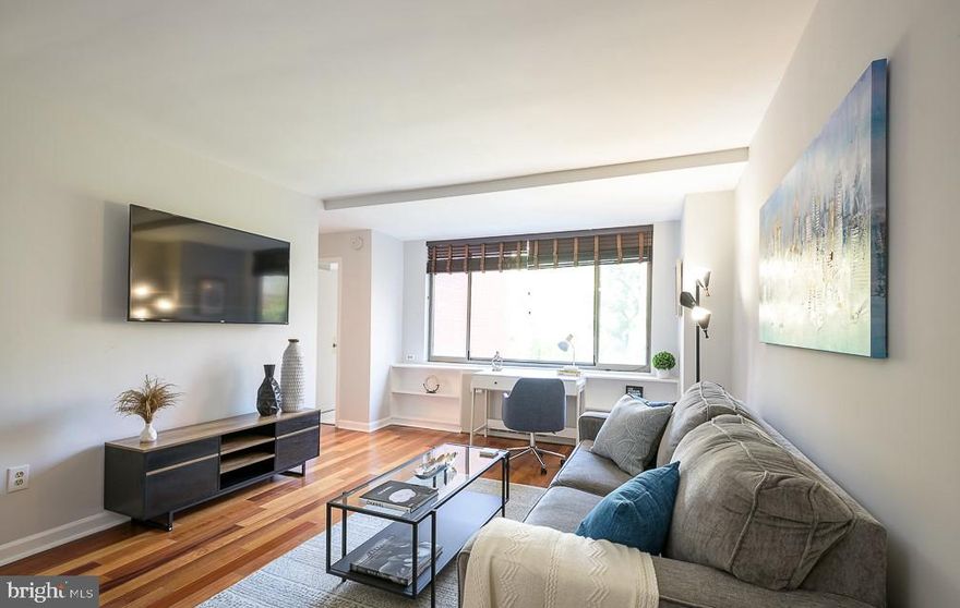 This bright and welcoming condo is perfectly located in the heart of Rosslyn, just a stone's throw away from Georgetown, DC, and Amazon's National Landing. It features stunning views and comes with a sought-after covered garage parking spot. The well-kept furnished 1-bedroom, 1-bathroom condo has been elegantly updated with shining hardwood floors in the living room and modern stainless steel appliances in the kitchen. Large windows bathe both the living room and bedroom in natural light, while built-in bookshelves provide plenty of storage space. For convenience, there is a washer/dryer in the basement. Rent includes all utilities, offering an exceptional opportunity to live in River Place, a community brimming with amenities such as a pool, hot tub, sauna, gym, and community room, not to mention its close proximity to the marketplace. Additionally, it's near the new Rosslyn City Center, Georgetown, the National Mall, metro stations, shopping venues, and more, all while providing easy access to major commuting routes.