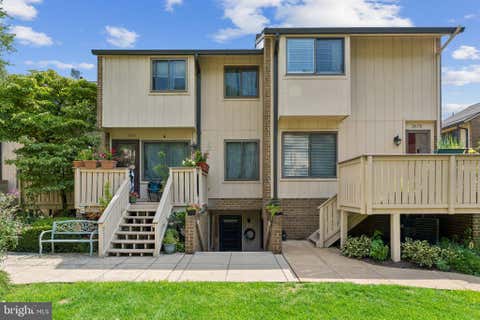 Condo For Sale - 2674 Glengyle Drive #53<br/> Fairfax County, VIENNA, VA 22181
