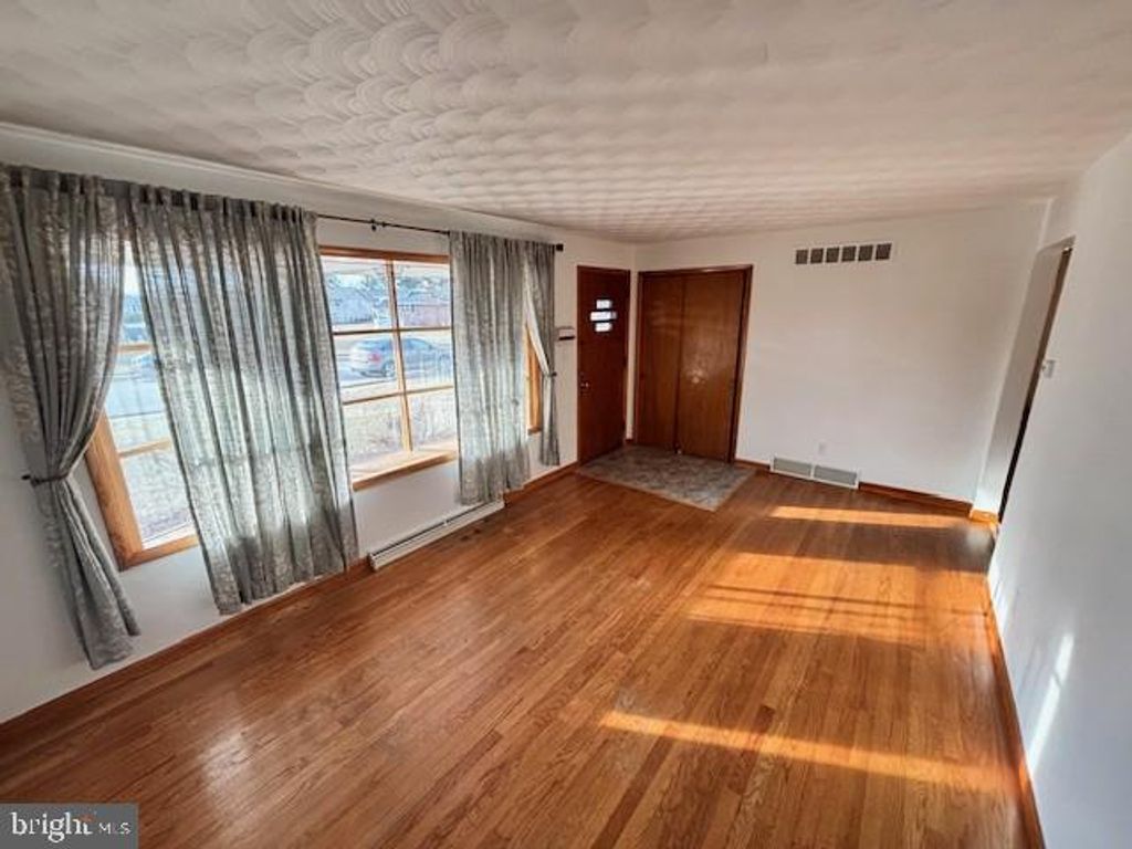 Photo of 2349 Redwood Road, YORK, PA 17408 (MLS # PAYK2096872)